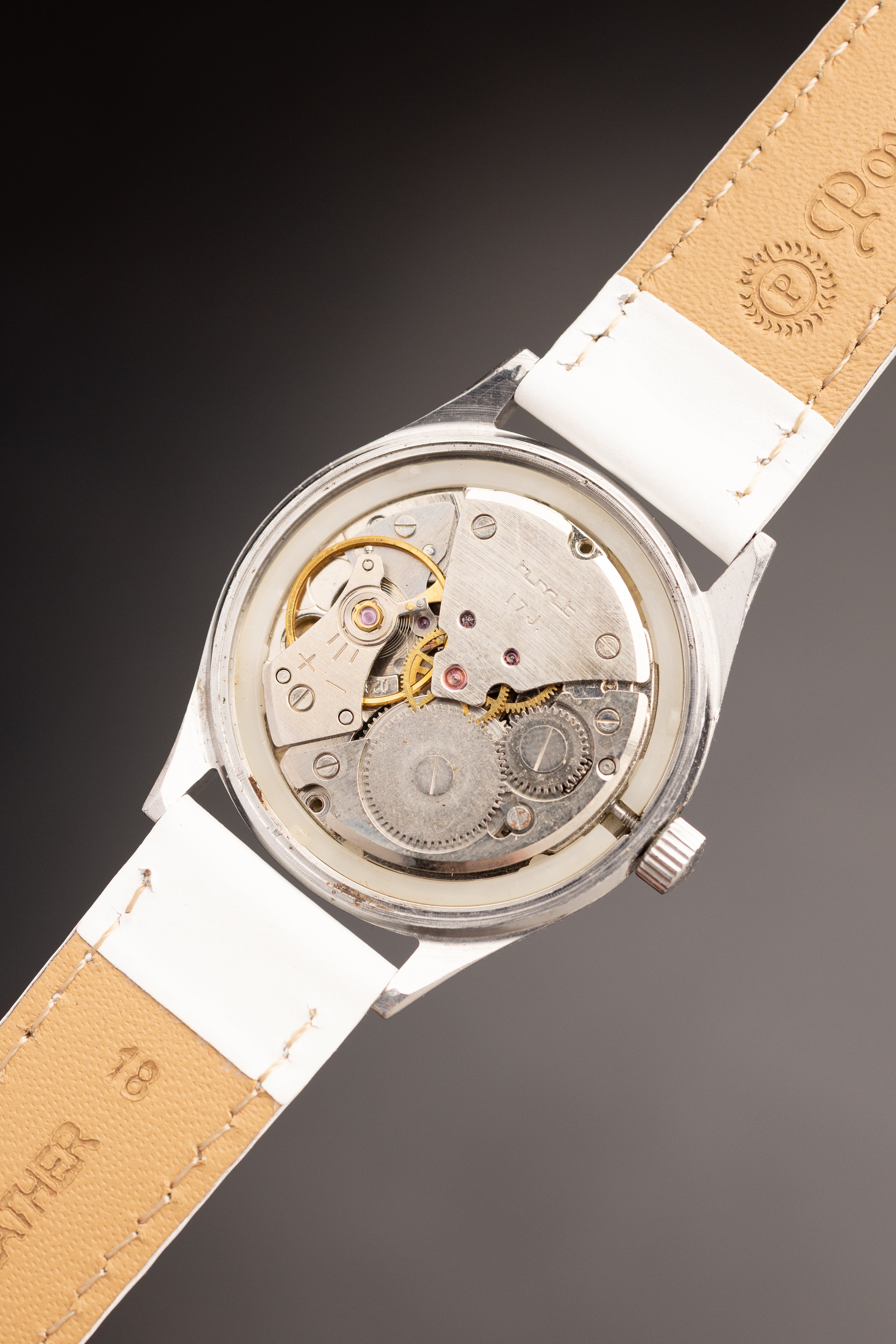 HMT Janata Deluxe Milky (Ref. 0421092) (33mm; Manual) (Rare) (Super Mint)