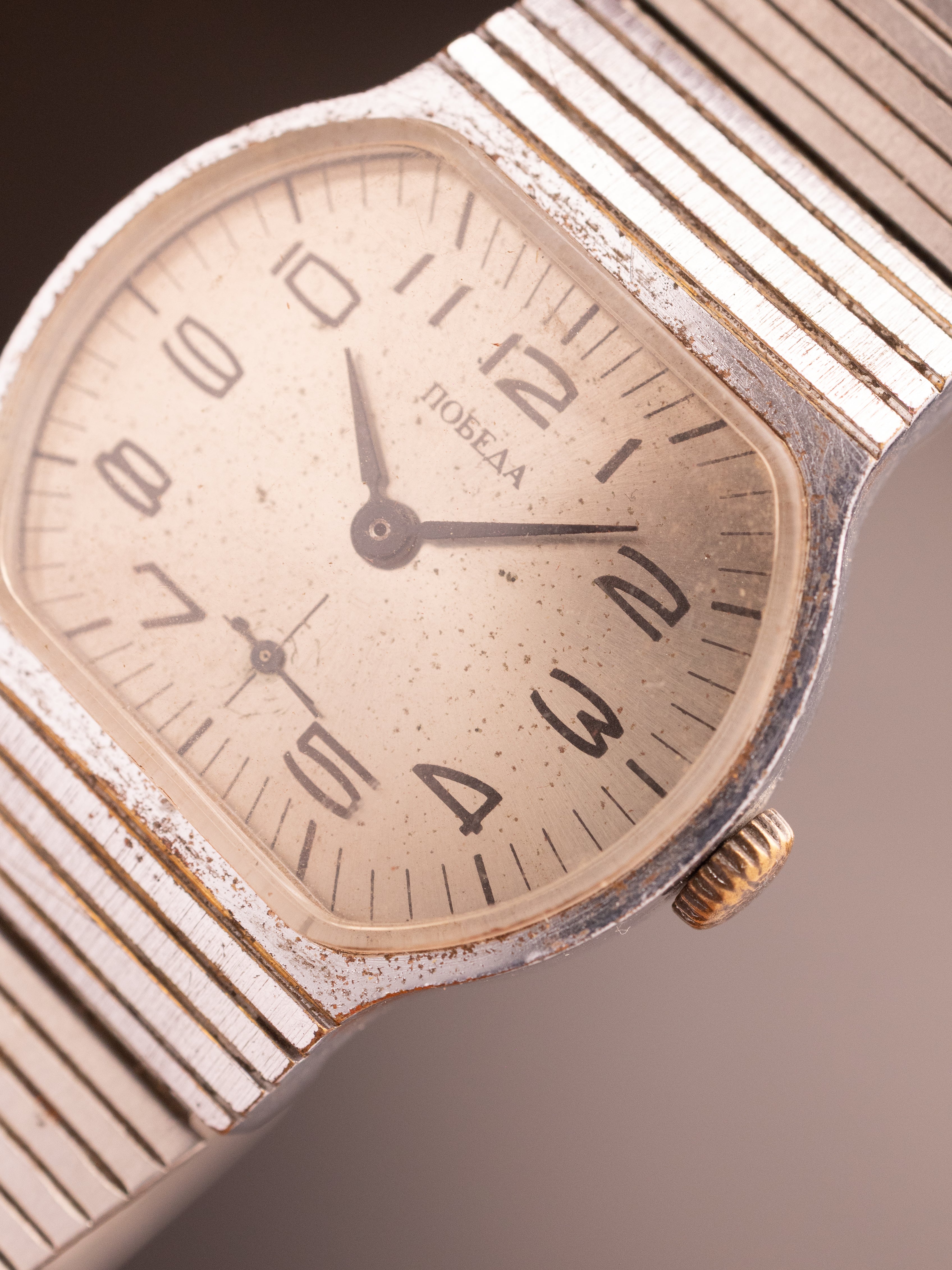 Poebeda Victory Subsecond (Ref. 136914) (34mm; Manual)