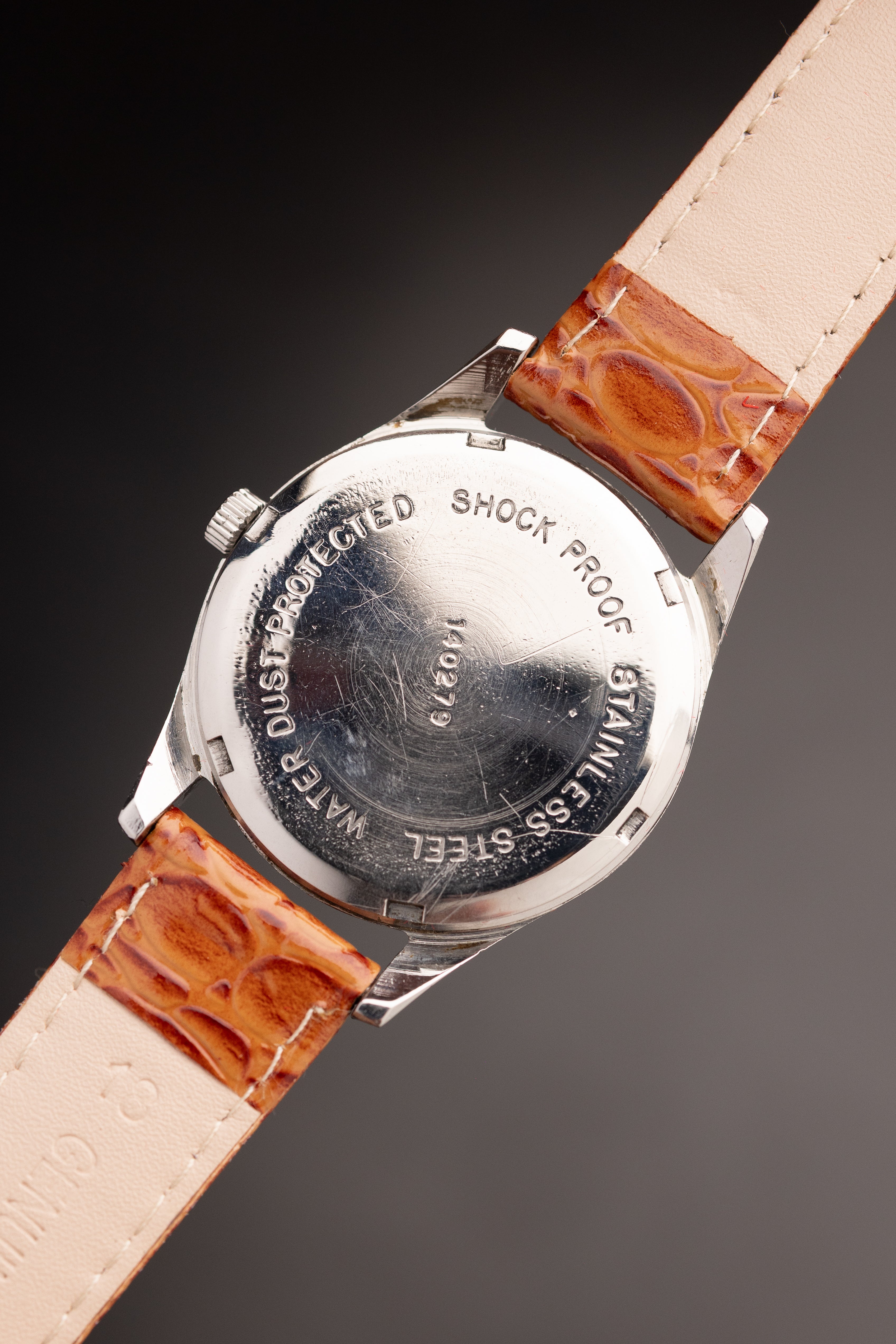 HMT Janata Art Deco Milky Dial (Ref. 140279) (35mm; Manual) (Super Mint)