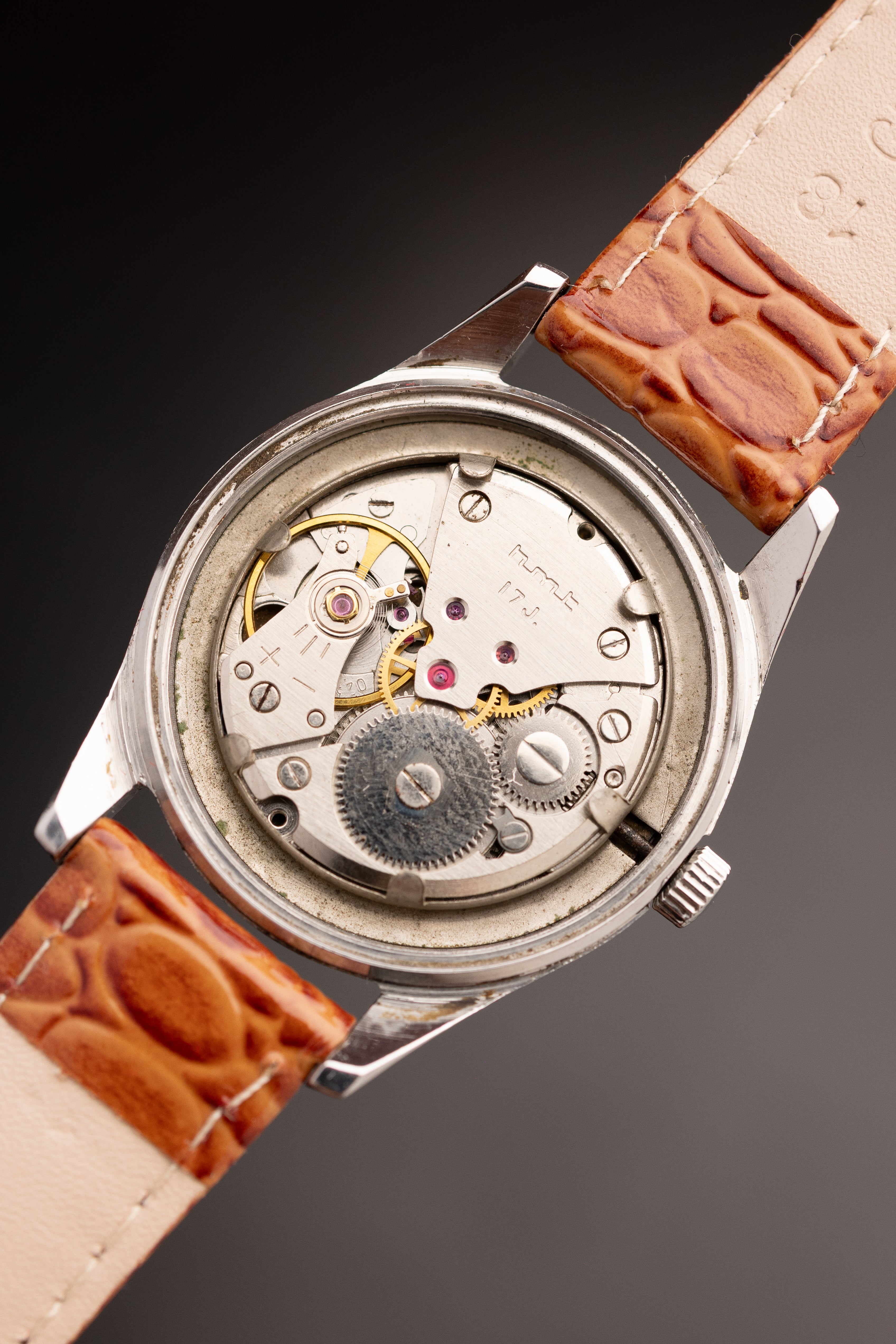 HMT Janata Art Deco Milky Dial (Ref. 140279) (35mm; Manual) (Super Mint)