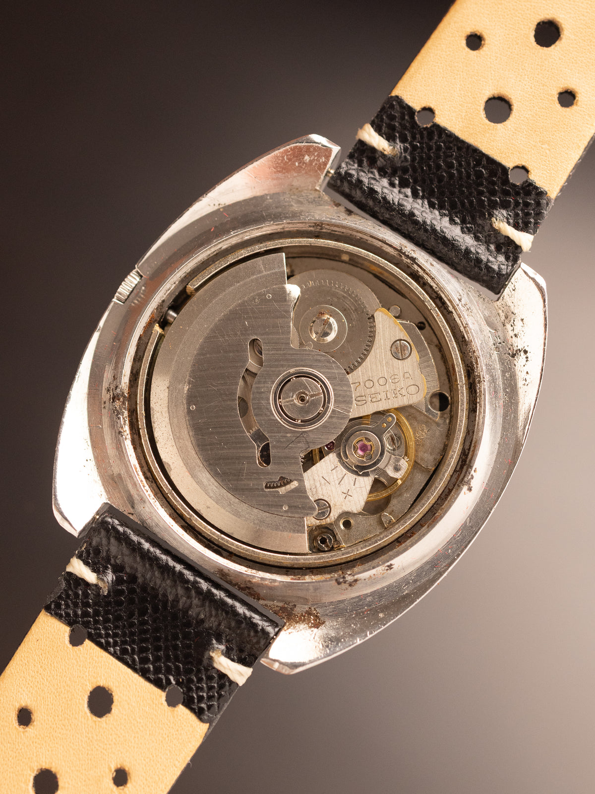 Seiko HI Beat 19 Jewels Racing 370313 (Ref. 7006-7080) (39mm; Automatic)