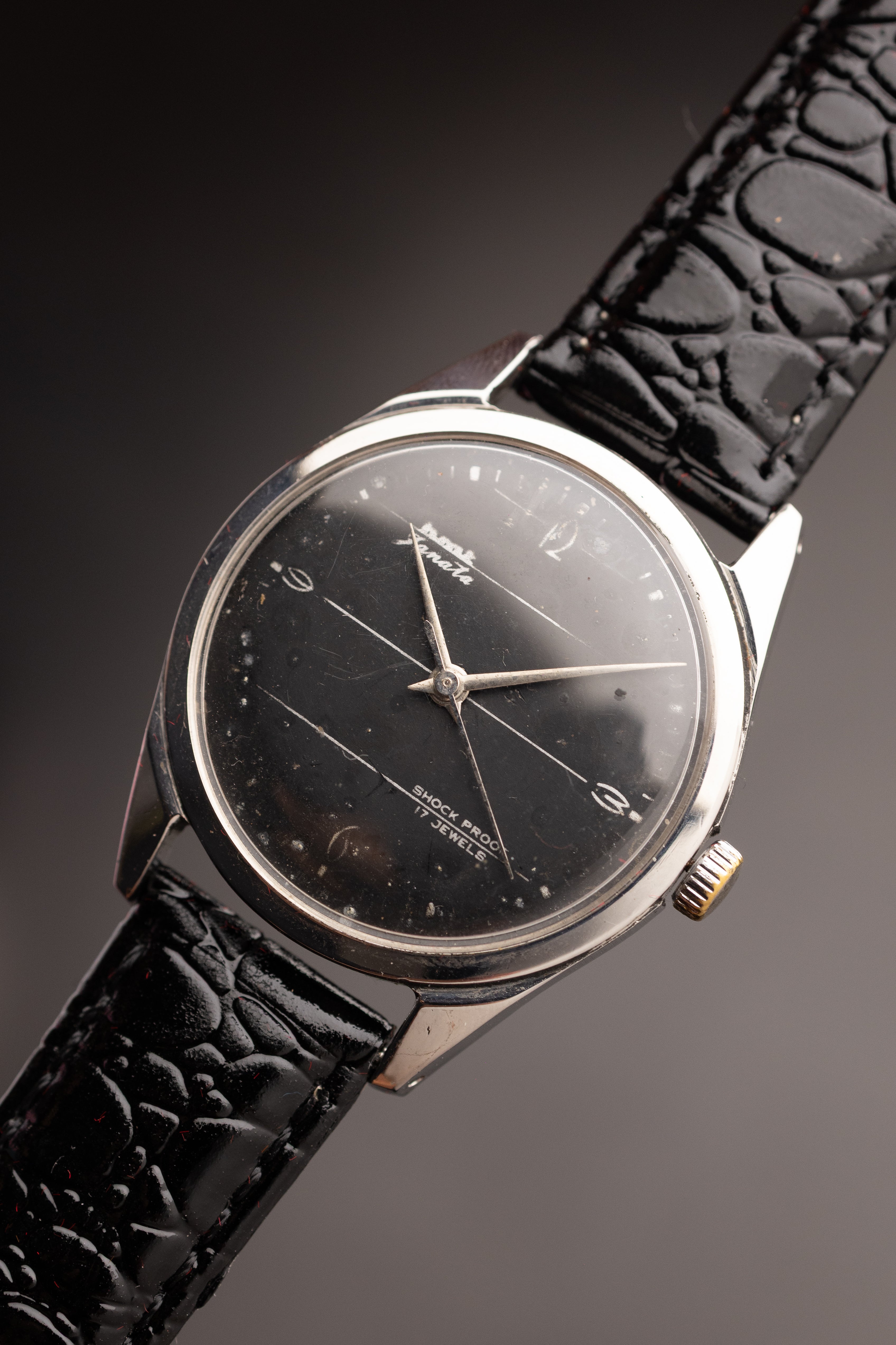 HMT Janata Art Deco Three Star (Ref. 200180) (35mm; Manual) (Rare)