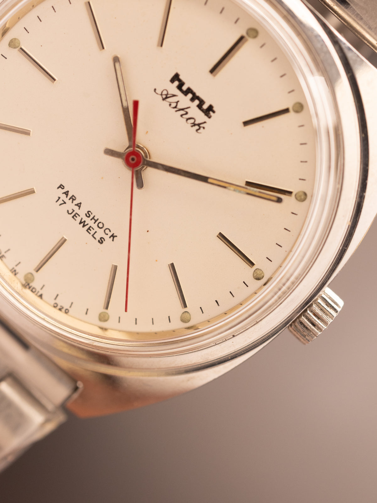 HMT Ashok White Dial Red Seconds Hand NOS ( 0398 )