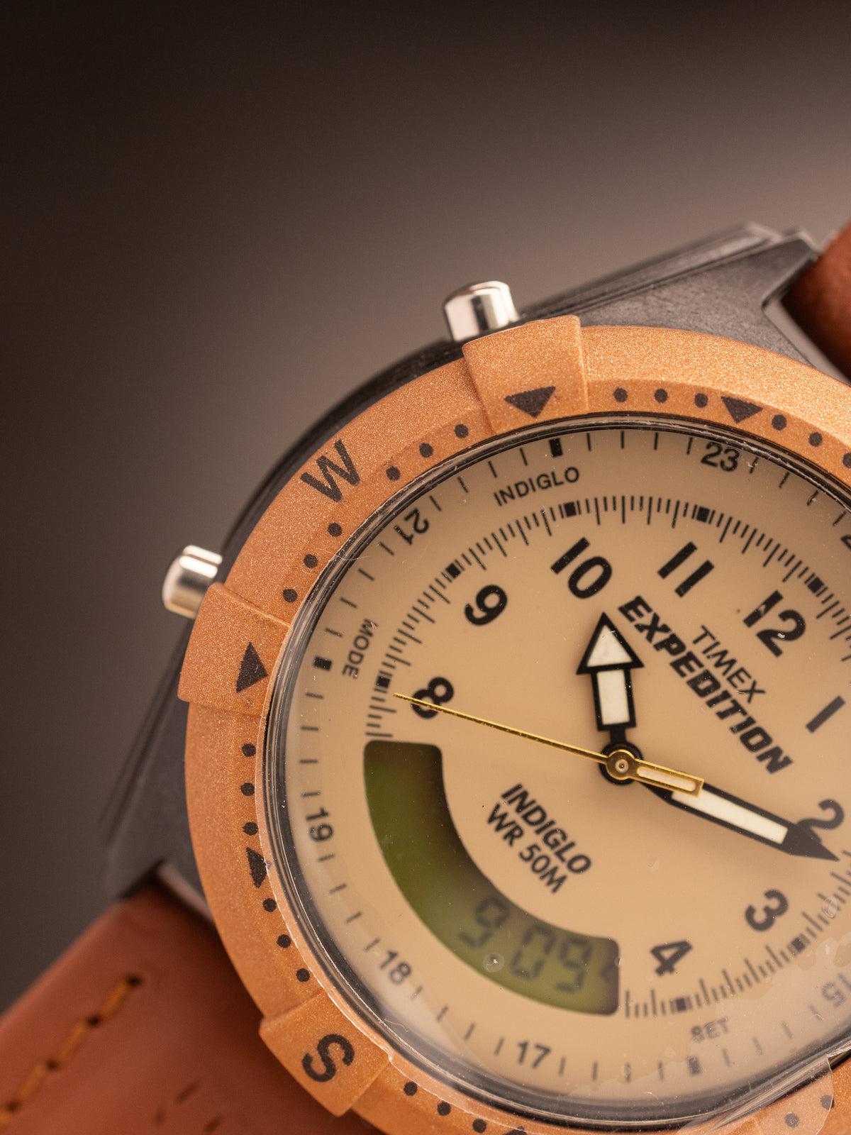 Timex Expedition Indiglo WR 50M ( MF13-I-16 )