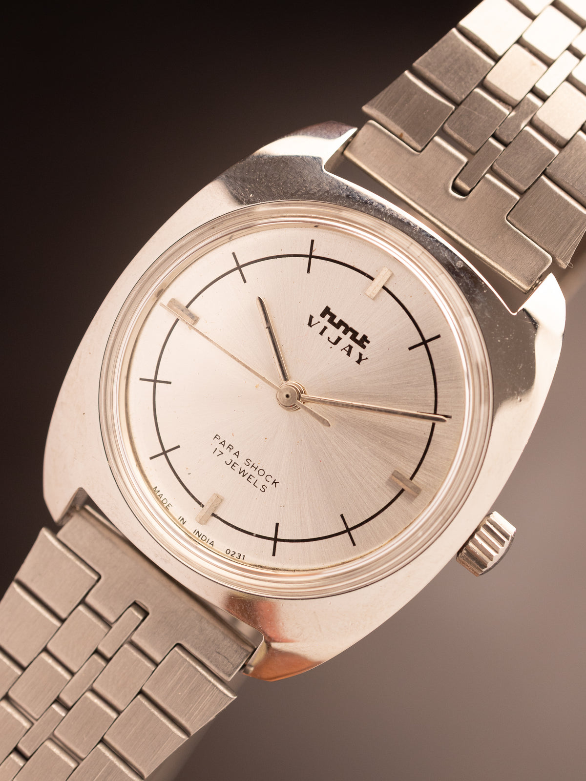 HMT Vijay Sunburst Silver Dial NOS ( 040311 )
