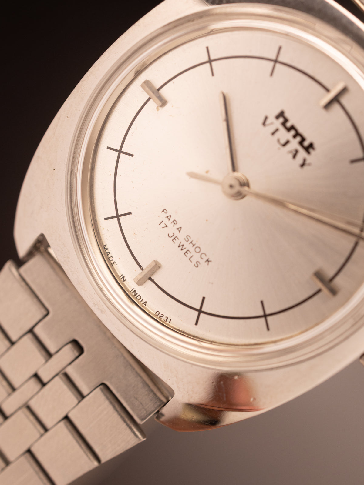 HMT Vijay Sunburst Silver Dial NOS ( 040311 )