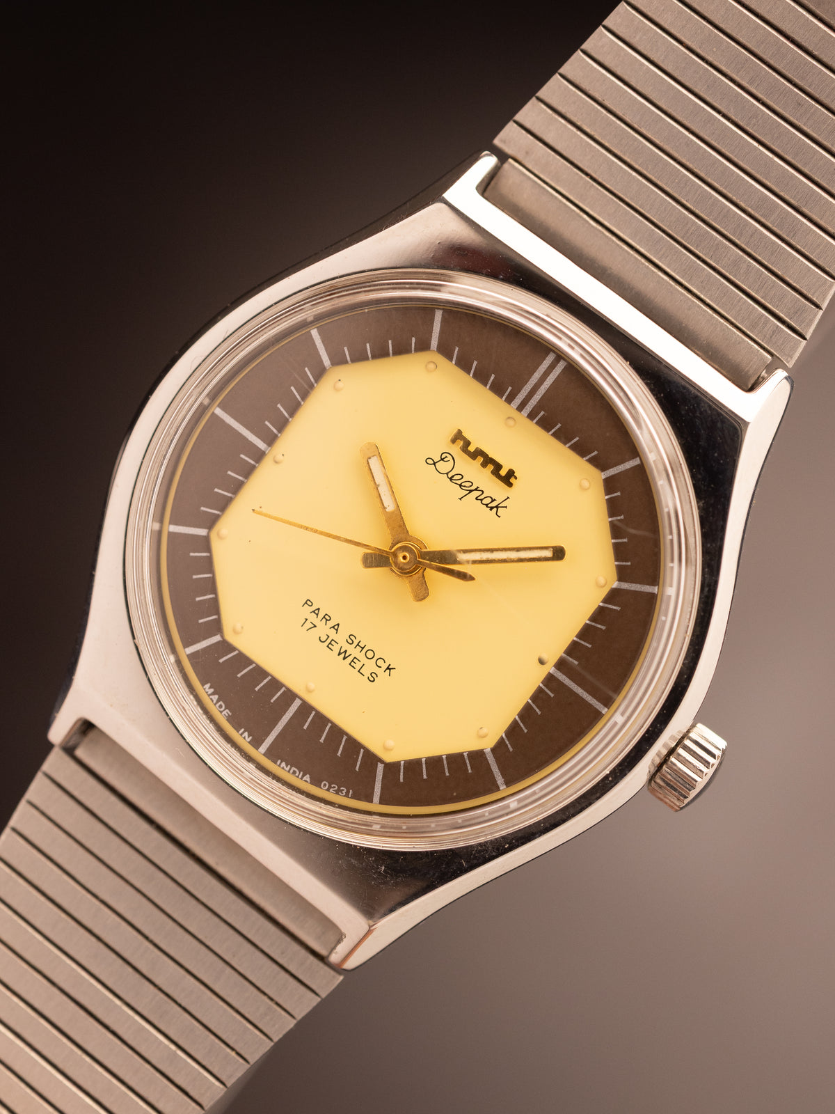 HMT Deepak NOS Yellow Brown Dial ( 417030 )