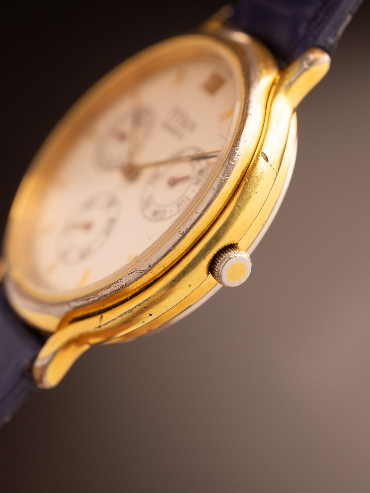Titan Triple Calendar Vintage White Dial ( 257A-06 55 ) Rare
