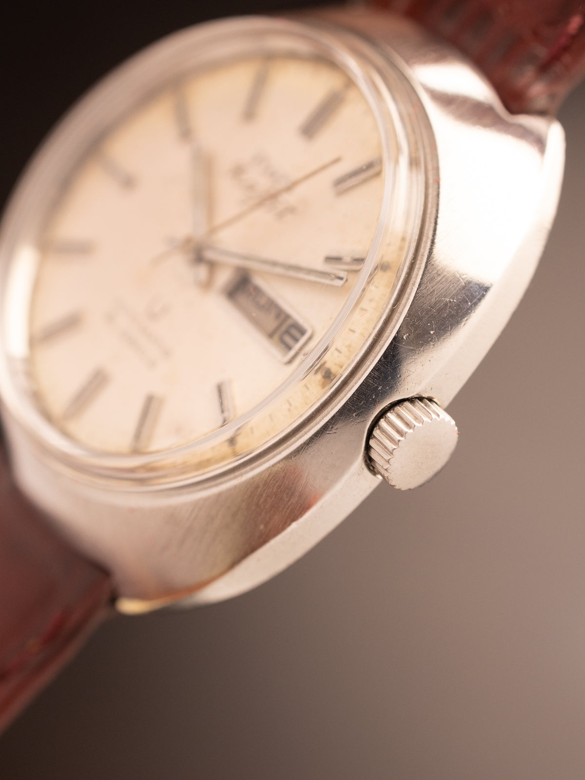 HMT Rajat Maroon Strap ( 130100 1038477 )