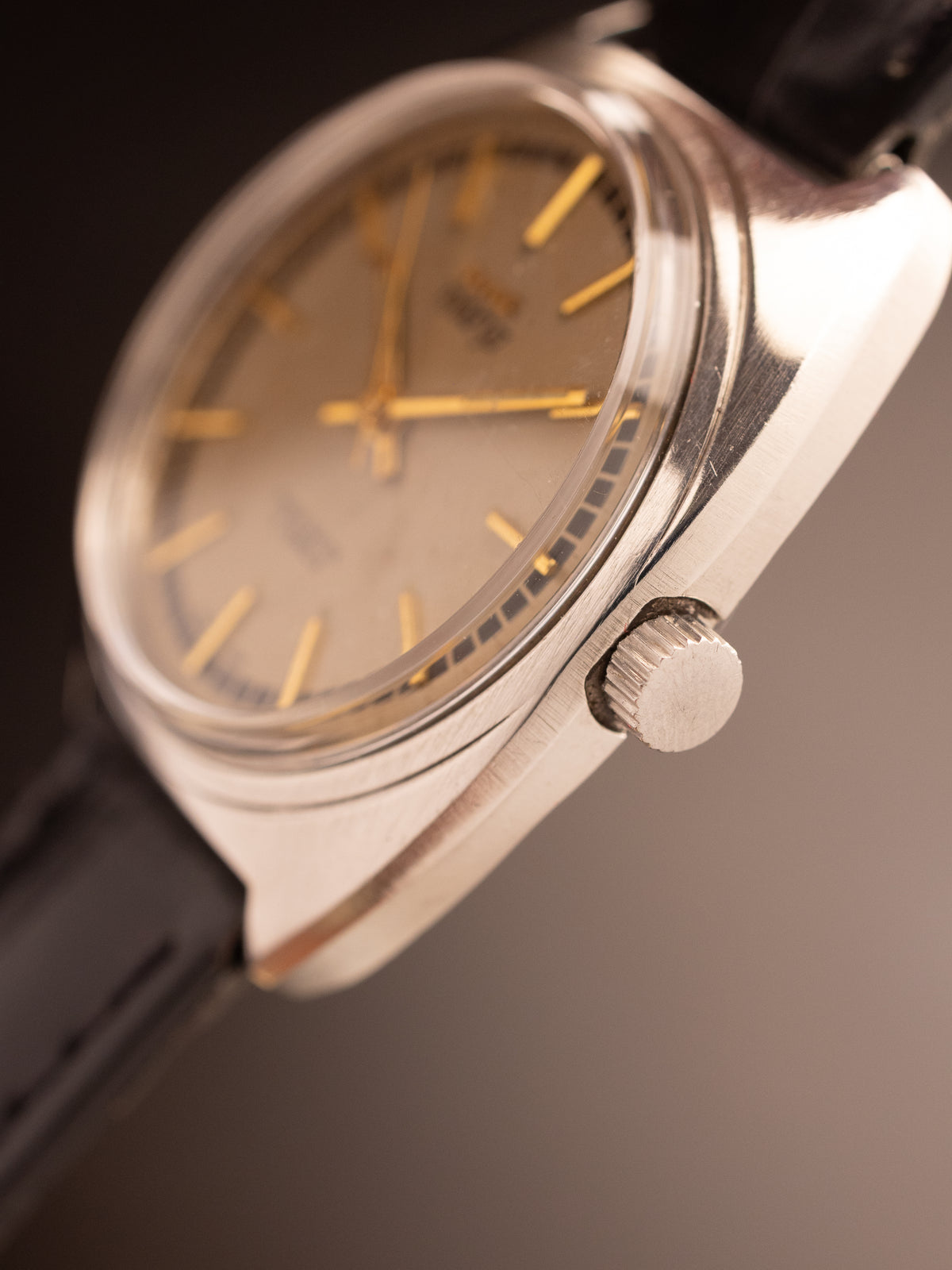 HMT Maruya Black Gold Dial Rare Mint ( 130278 )