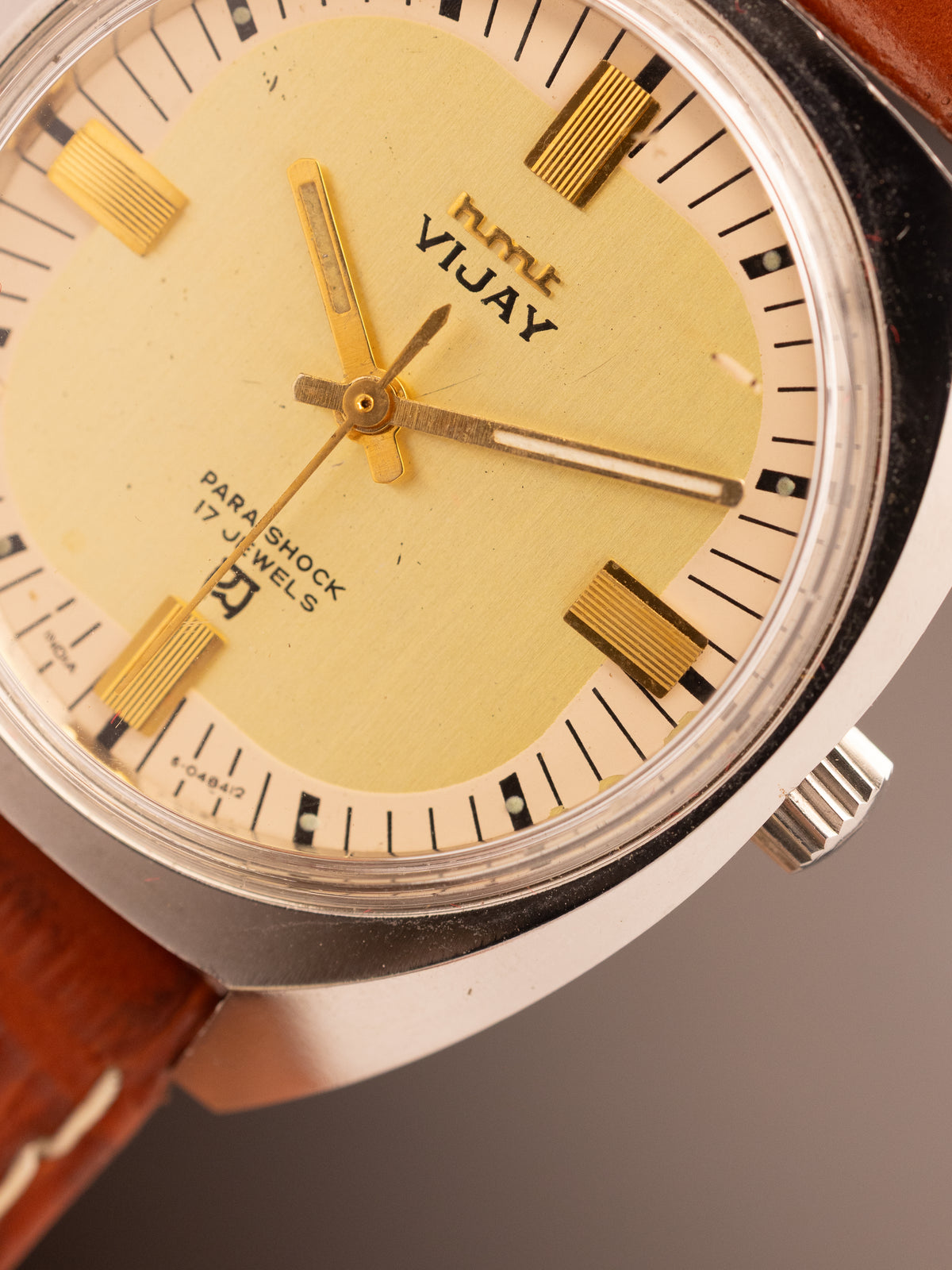 HMT Vijay Dual Tone Gold White Dial Super Mint ( 040696 )