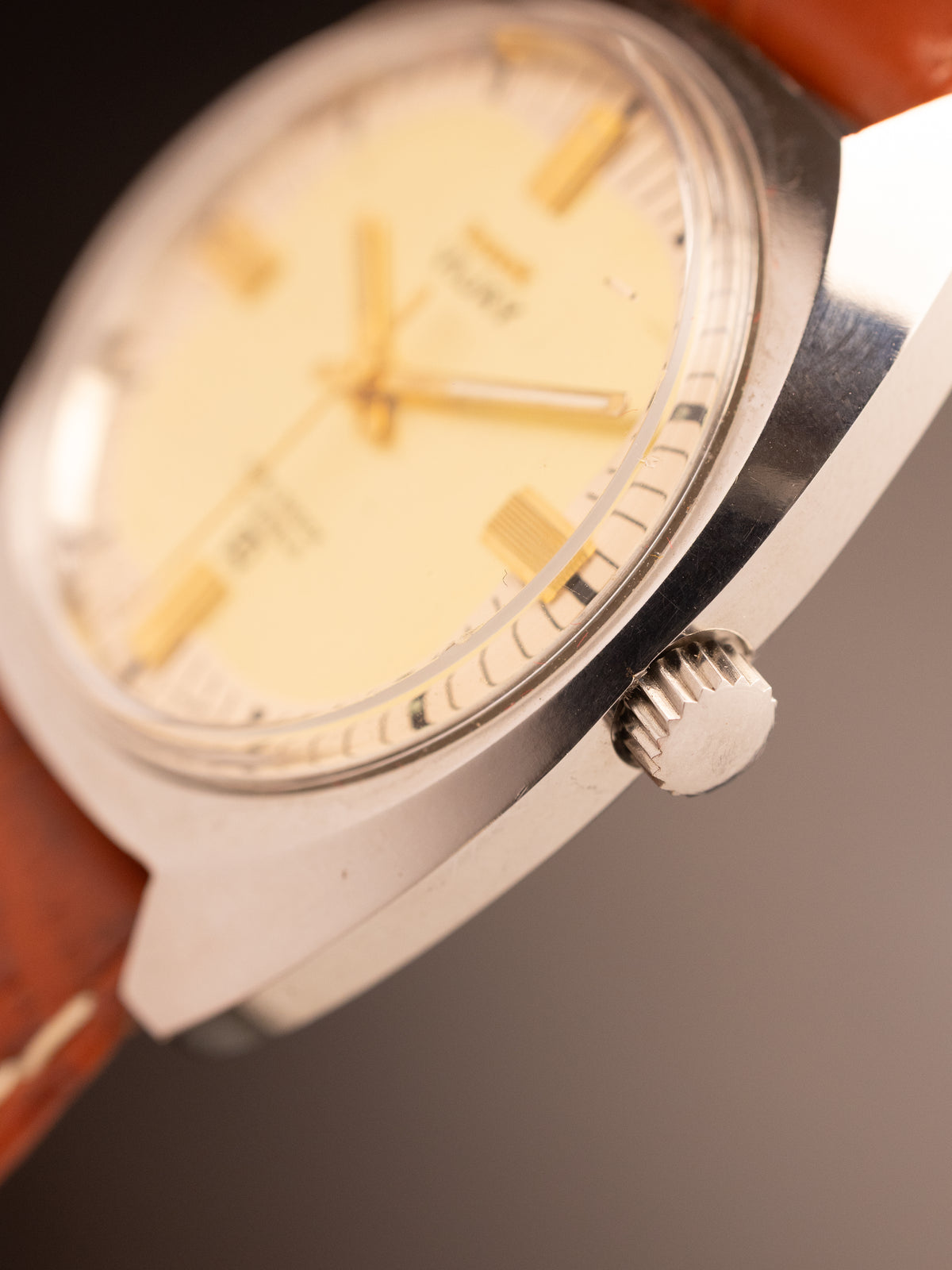 HMT Vijay Dual Tone Gold White Dial Super Mint ( 040696 )
