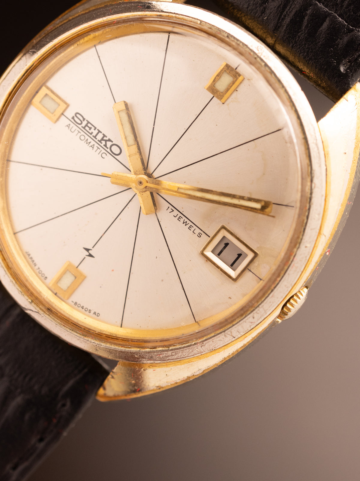 Seiko Automatic Hi Beat Gold Cross Hair Dial Super Rare 051437 ( 7005-8032 )