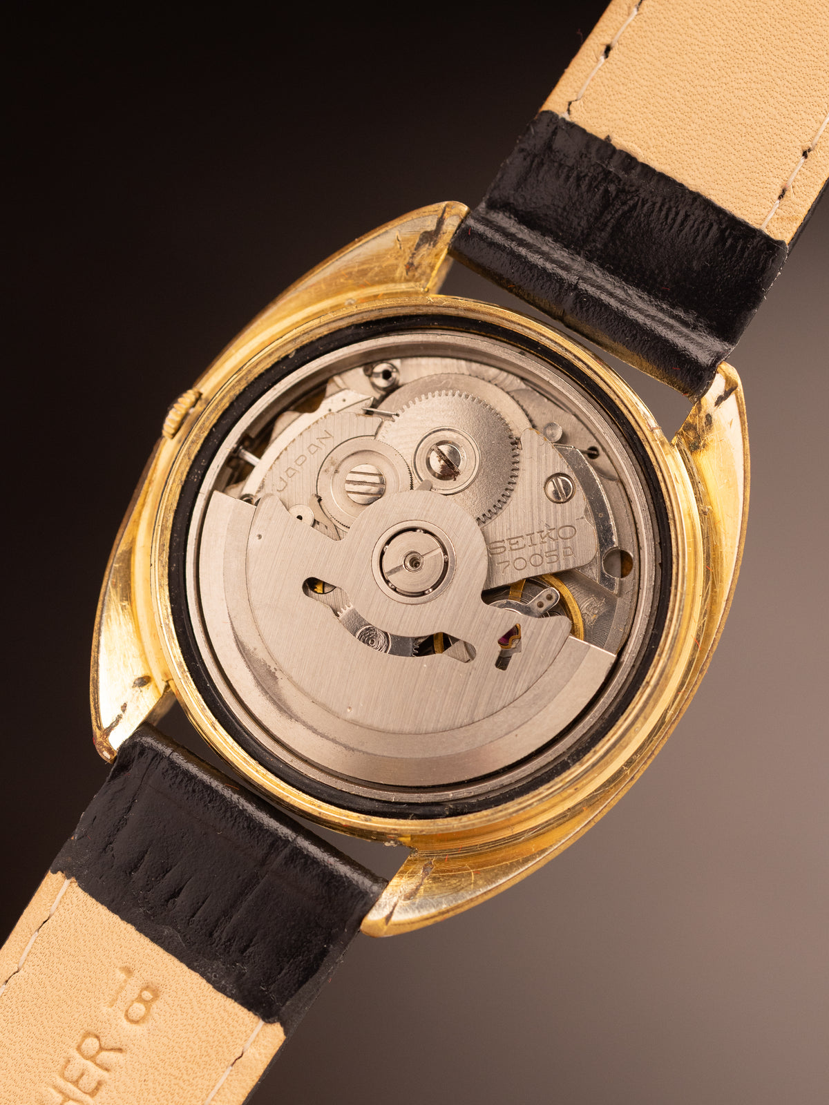 Seiko Automatic Hi Beat Gold Cross Hair Dial Super Rare 051437 ( 7005-8032 )