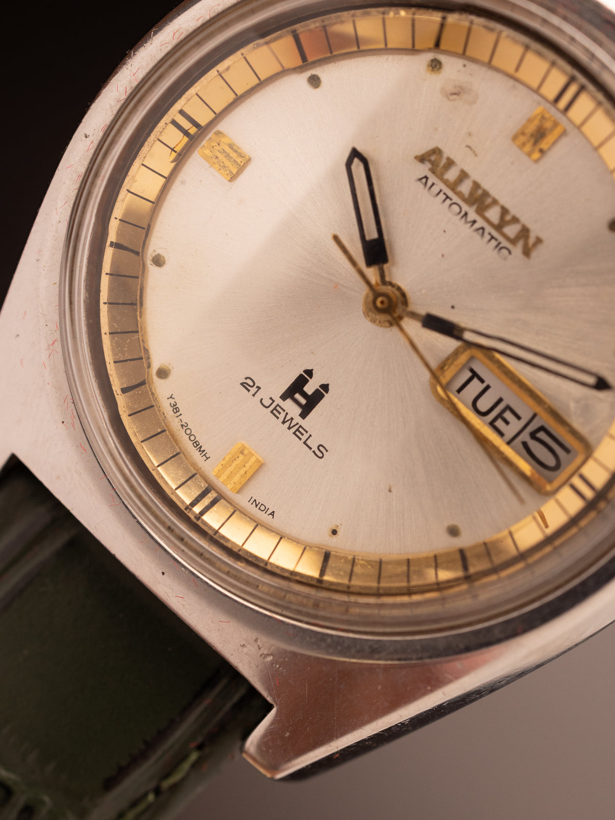 Allwyn Automatic Day Date Green Strap 008548 ( Y381-8010 )