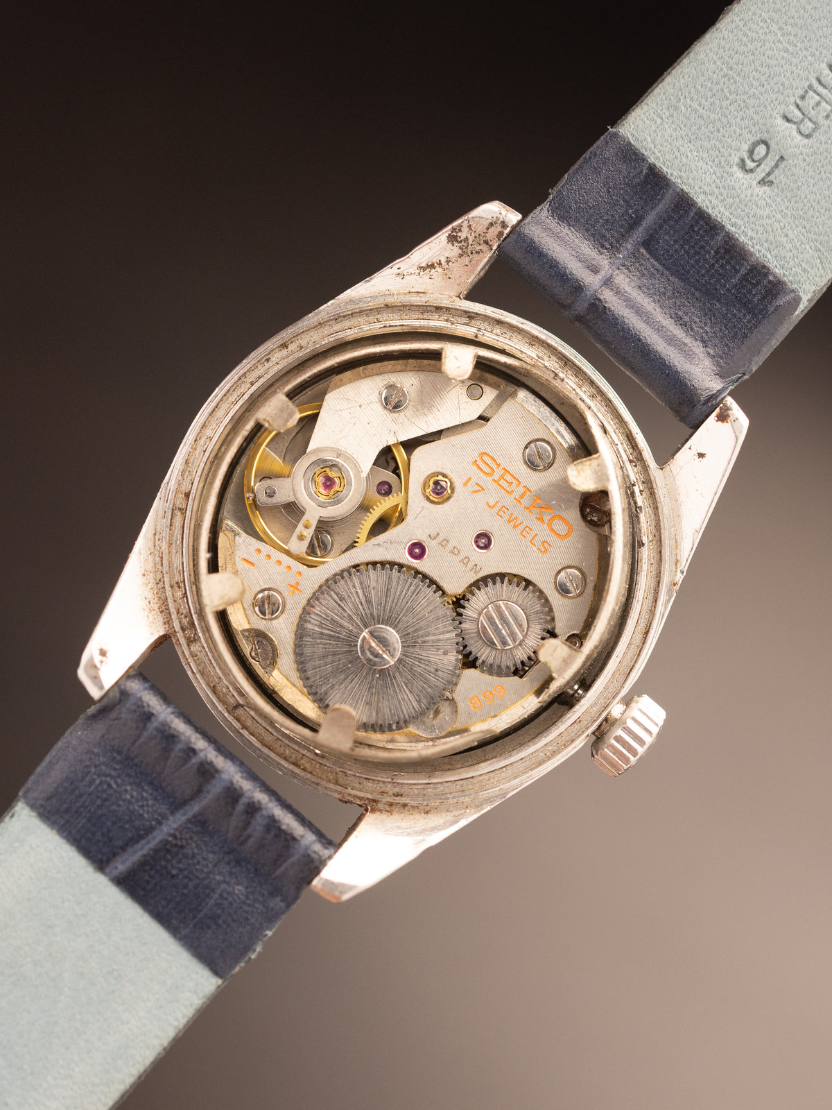 Seiko Sportsman Manual Wind Blue Dial 5700250 ( 66-7991 )