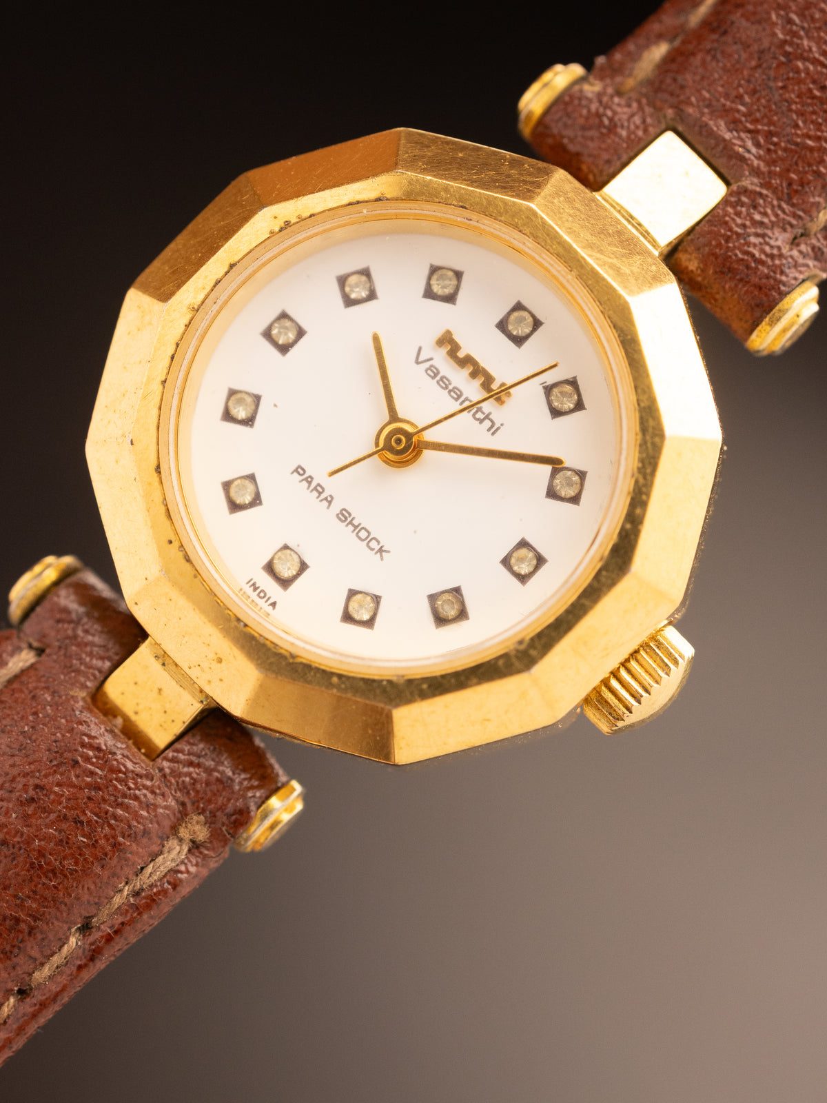 HMT Vasanthi Gold Super Mint Very rare ( 140199 )