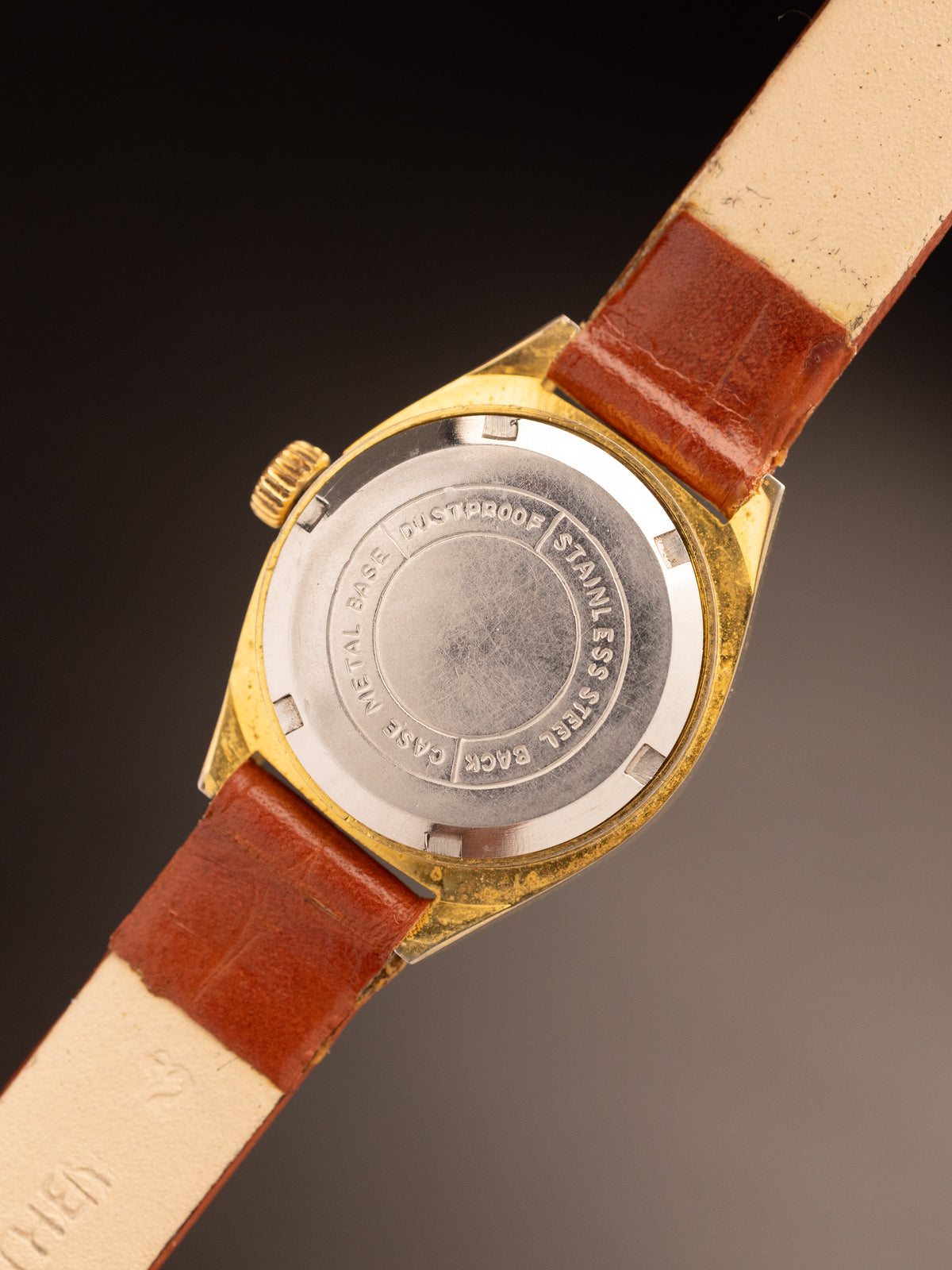 Tressa Ladies Gold Case Brown Strap NOS ( ref Unknown )