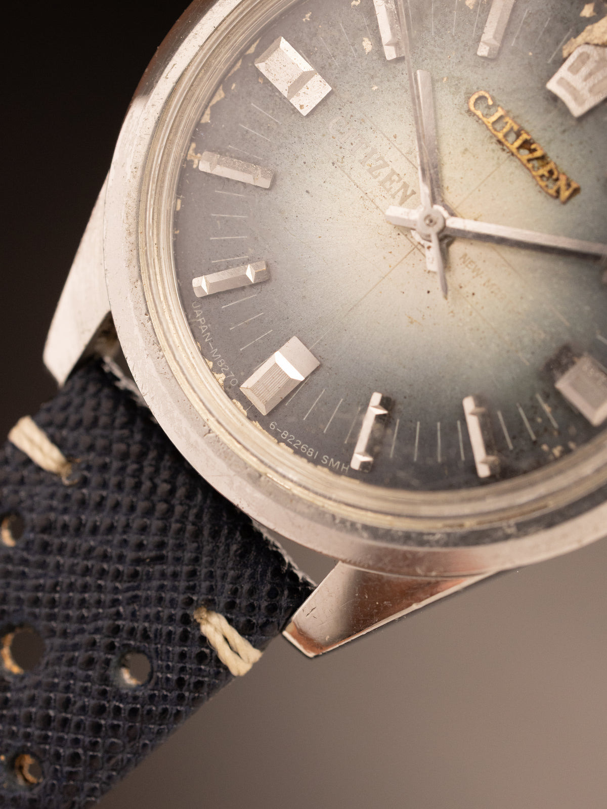 Citizen Newmaster 22 Gradient Blue Patina Dial 53-0018 ( 4-821033 SMH )