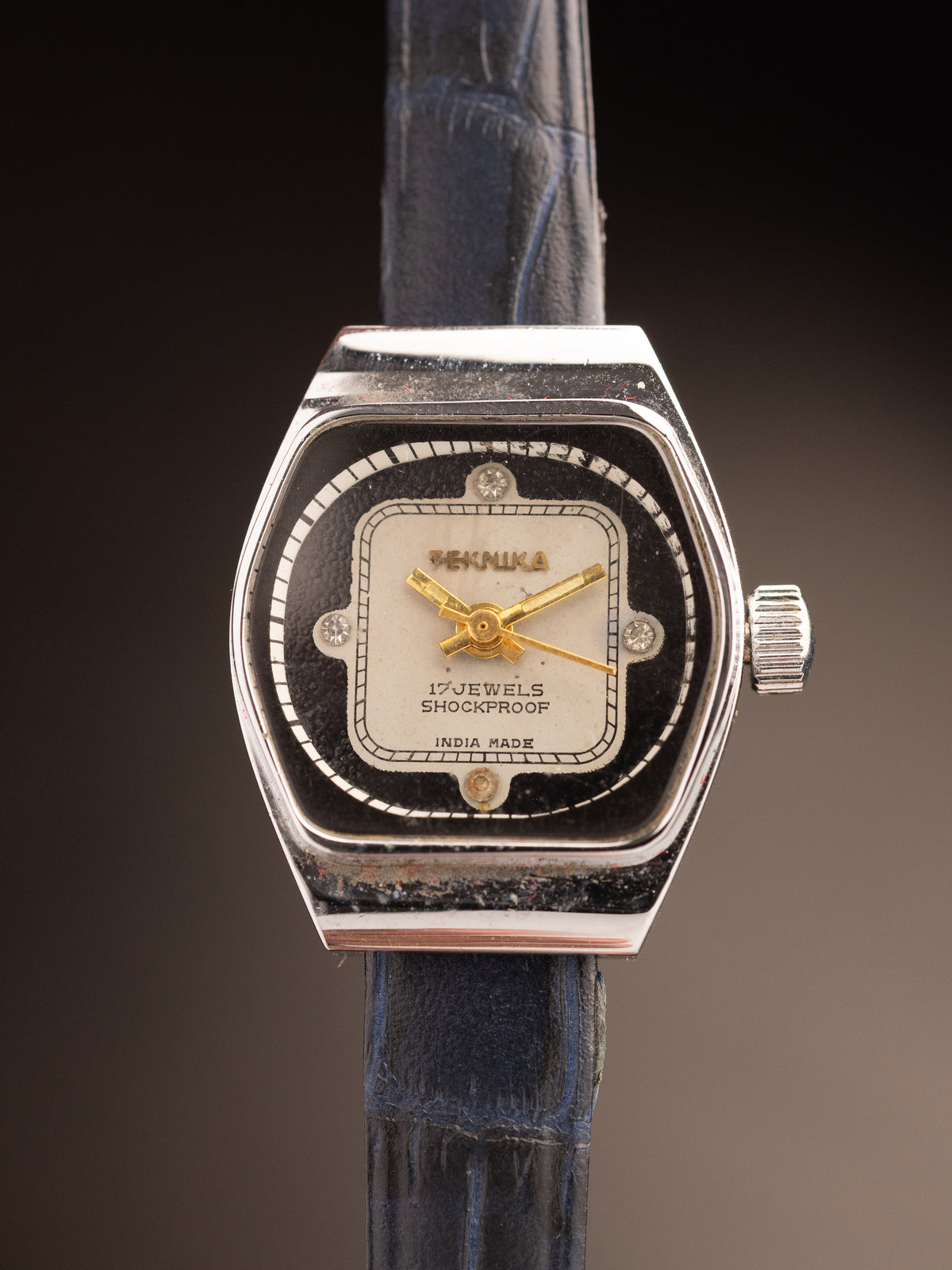 Tekinika Ladies NOS Diamond Dial Black Strap ( ref Unknown )