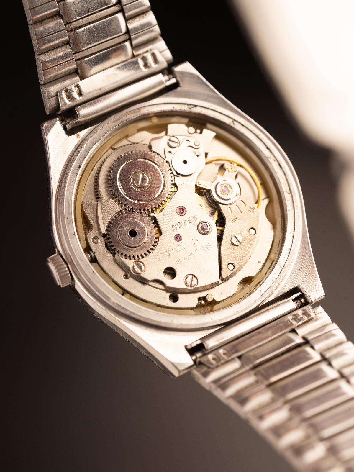 Allwyn Manual Wind Brown White Dial Super Mint ( Y380-8062 )