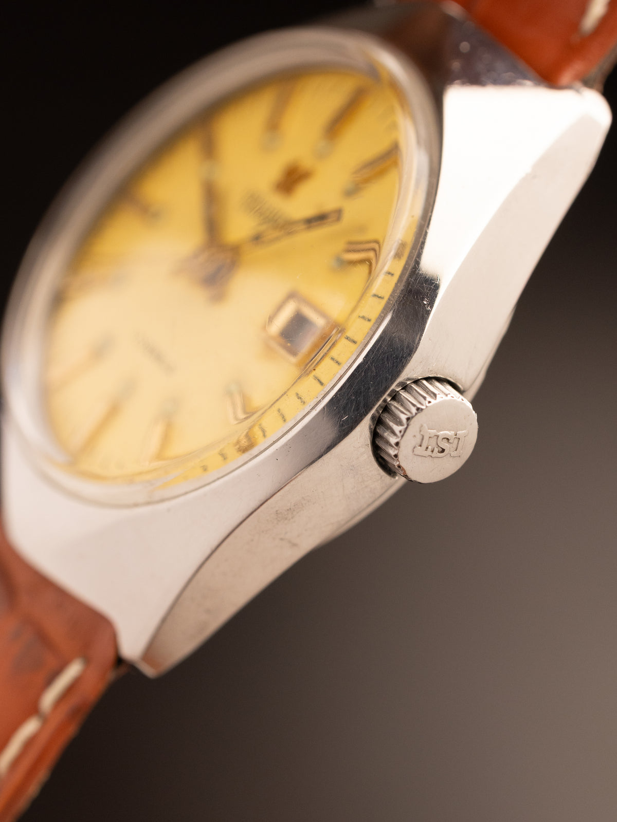 IST Mayur Dater Geometric Case Mint Super Rare Brown Strap ( Ref Unknown )