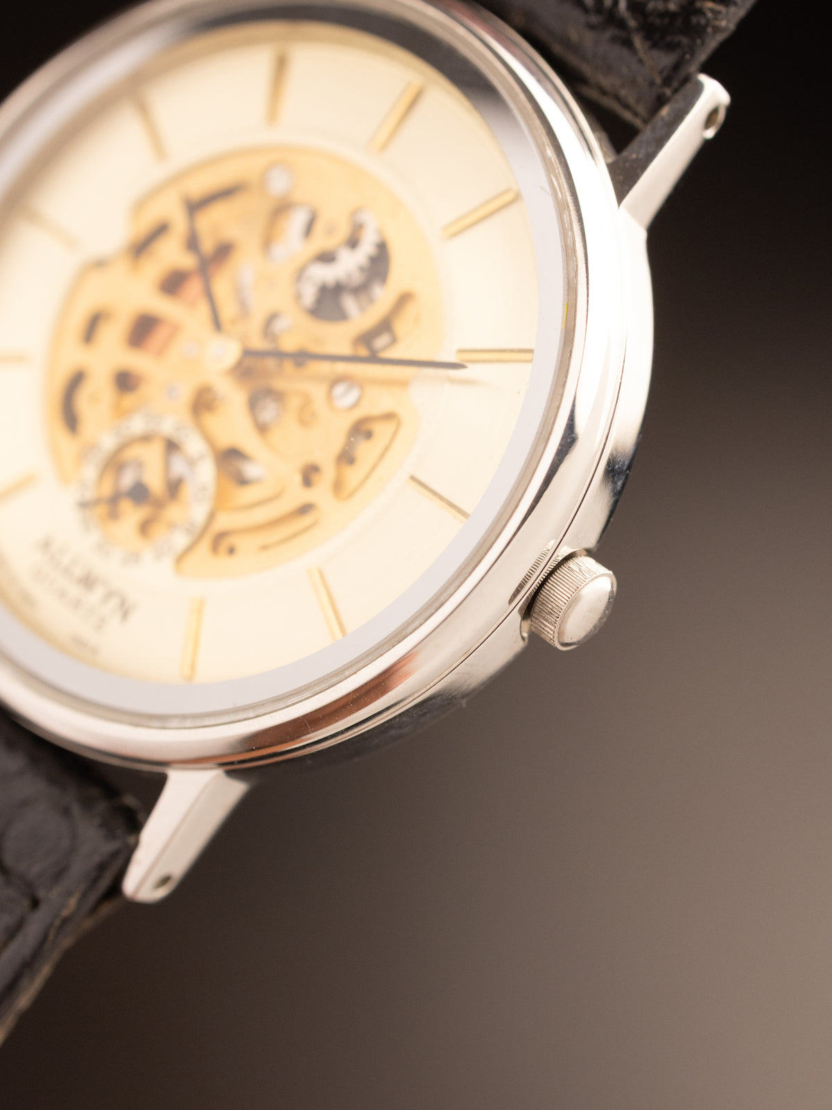 Allwyn Skeleton Quartz Silver Dial NOS 9N0986 ( V2588-8040 )