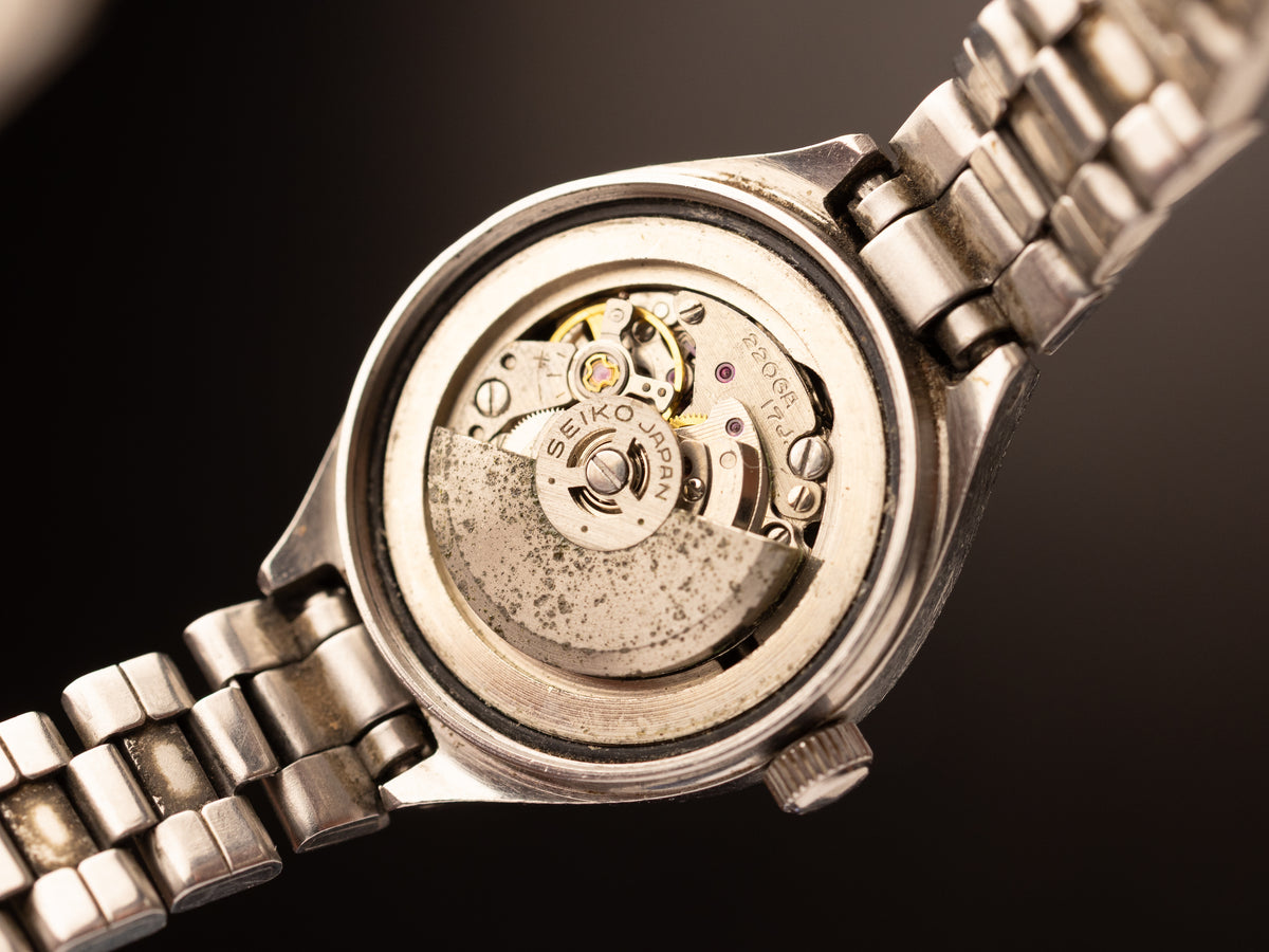 Seiko Automatic Hi Beat Ladies UFO Case 410728 ( 2206-7040 )