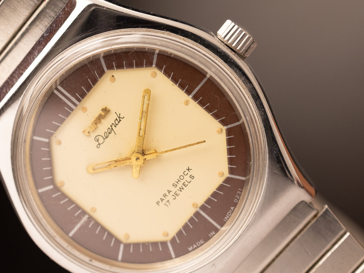 HMT Deepak Brown Yellow Dial ( 040281 )