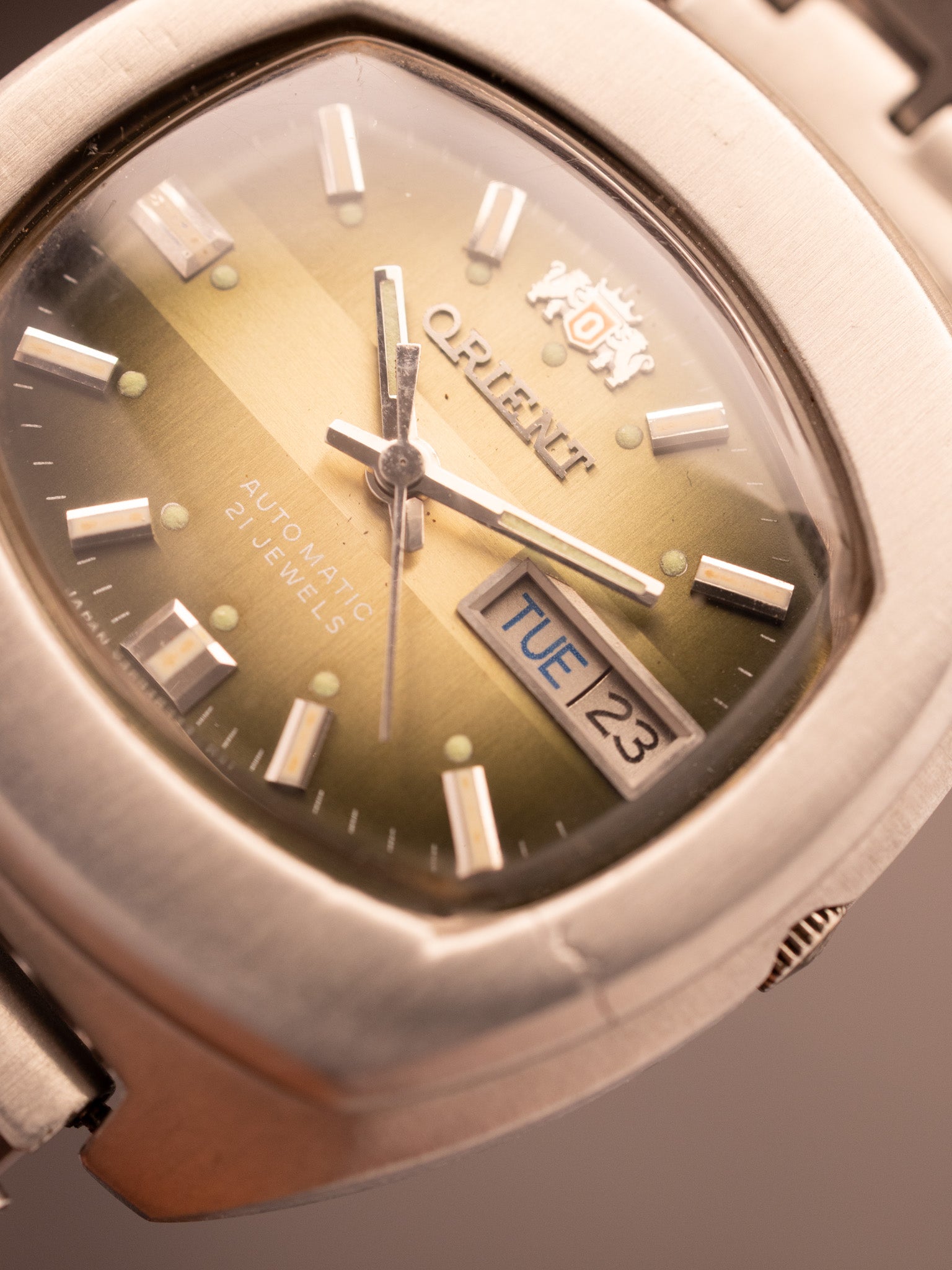 Orient TV (Ref. Y-469634-4A) (39mm; Automatic)