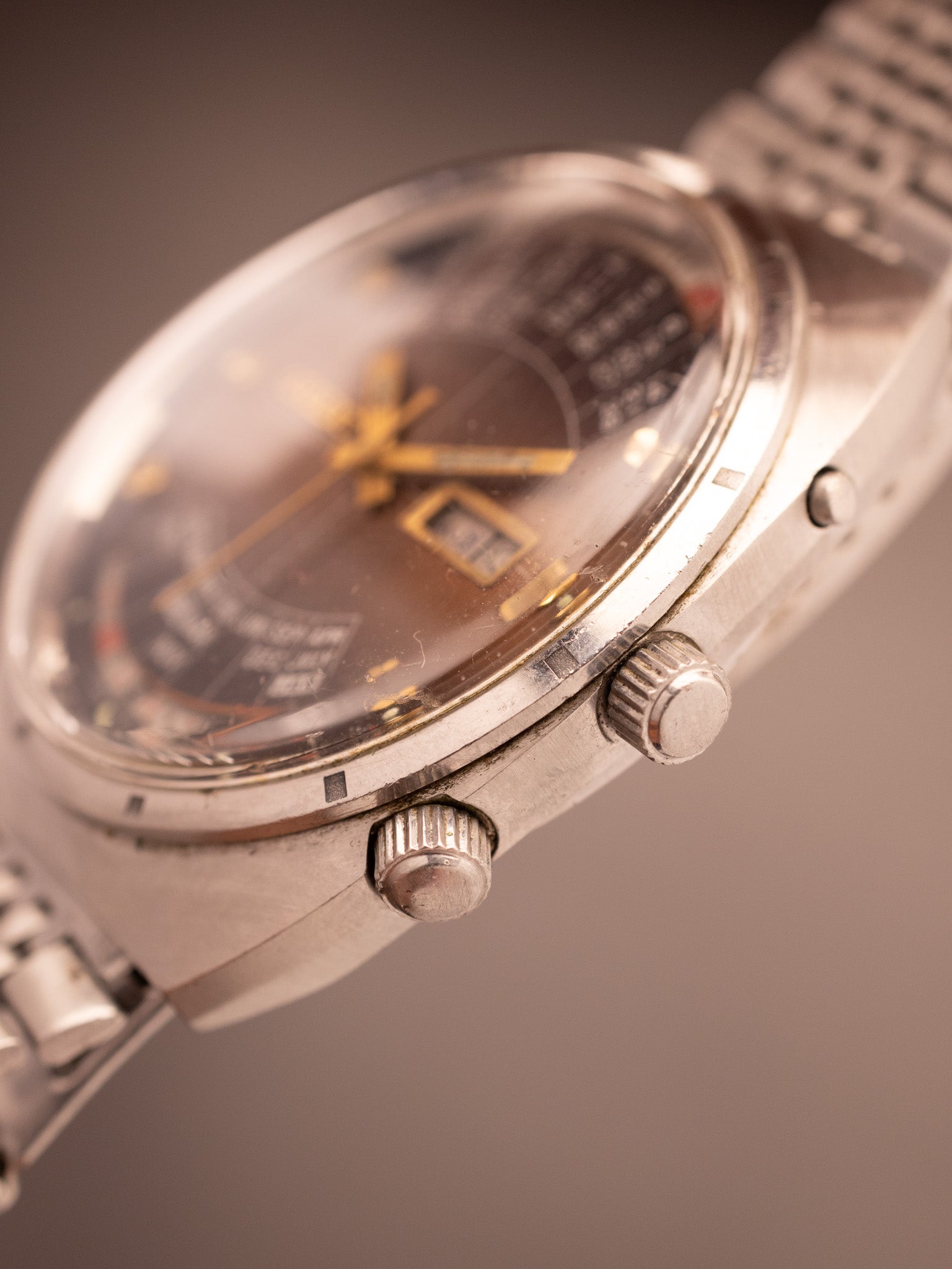Orient Perpetual Calender (Ref. Y469672-4A) (43mm; Automatic)
