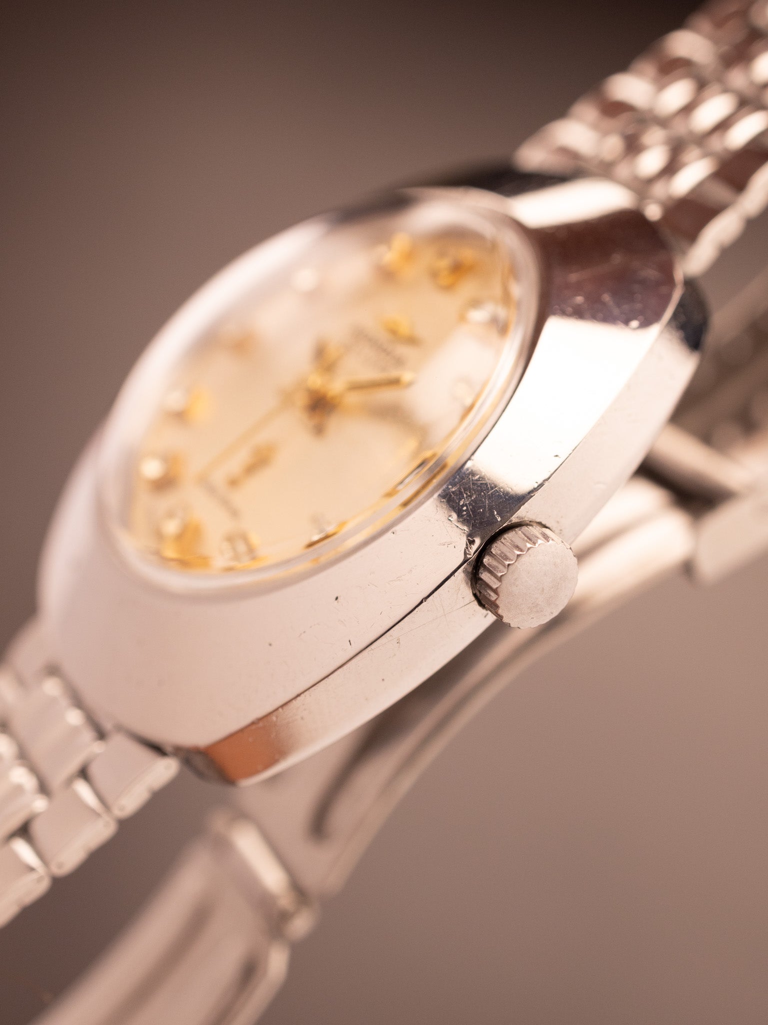 Mondia De Luxe Golden Horse Super Mint (Ref. NO 9039) (36mm; Manual)