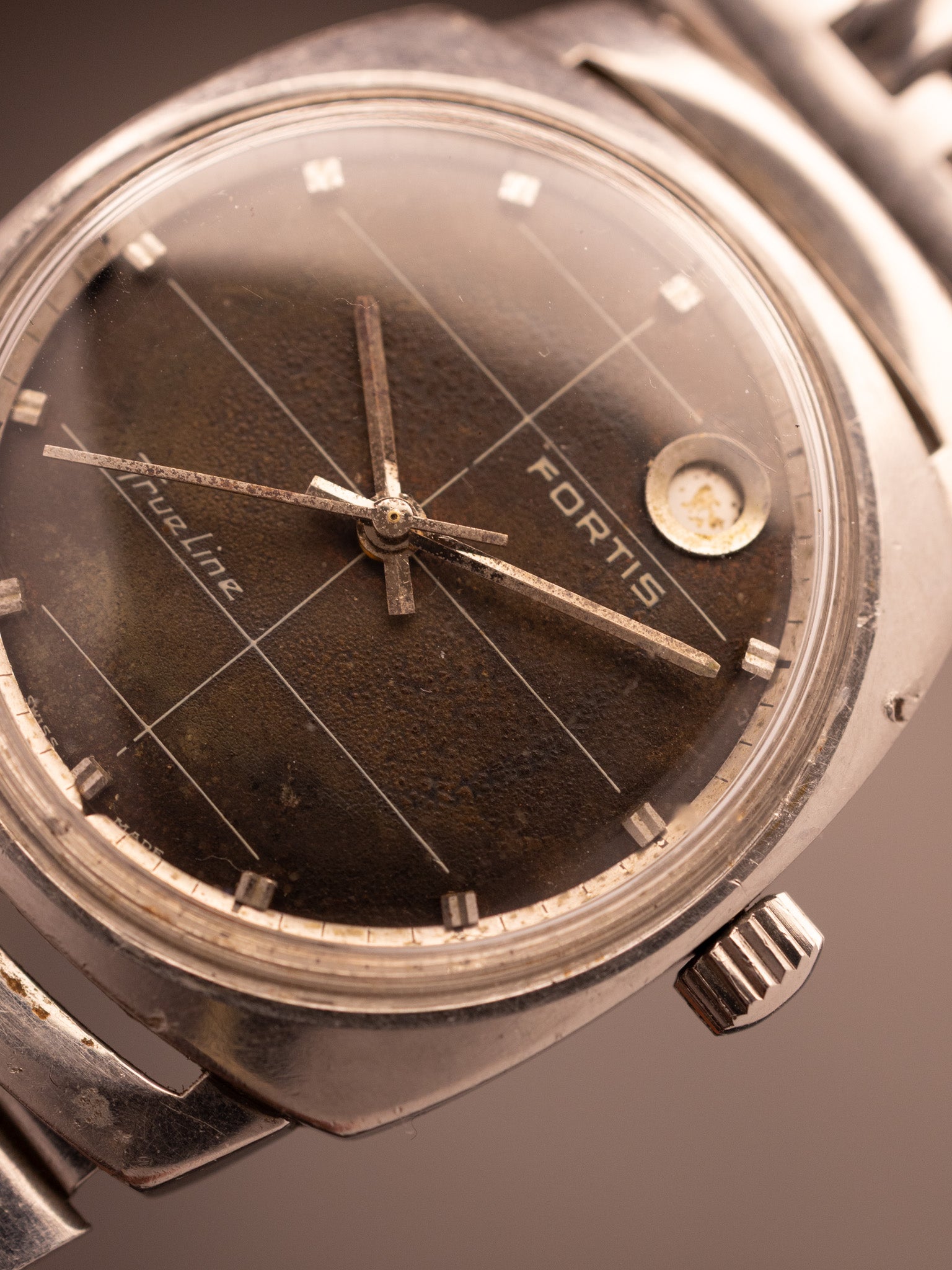 Fortis Trueline Dater (Ref. 6087) (33mm; Automatic)