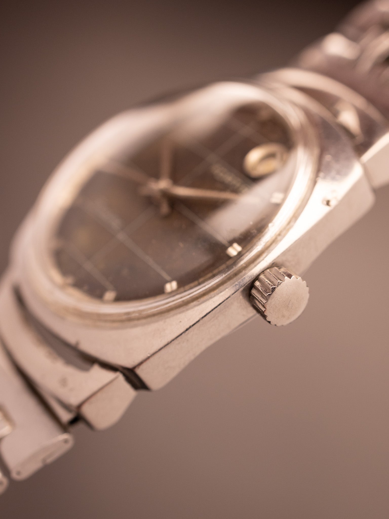 Fortis Trueline Dater (Ref. 6087) (33mm; Automatic)