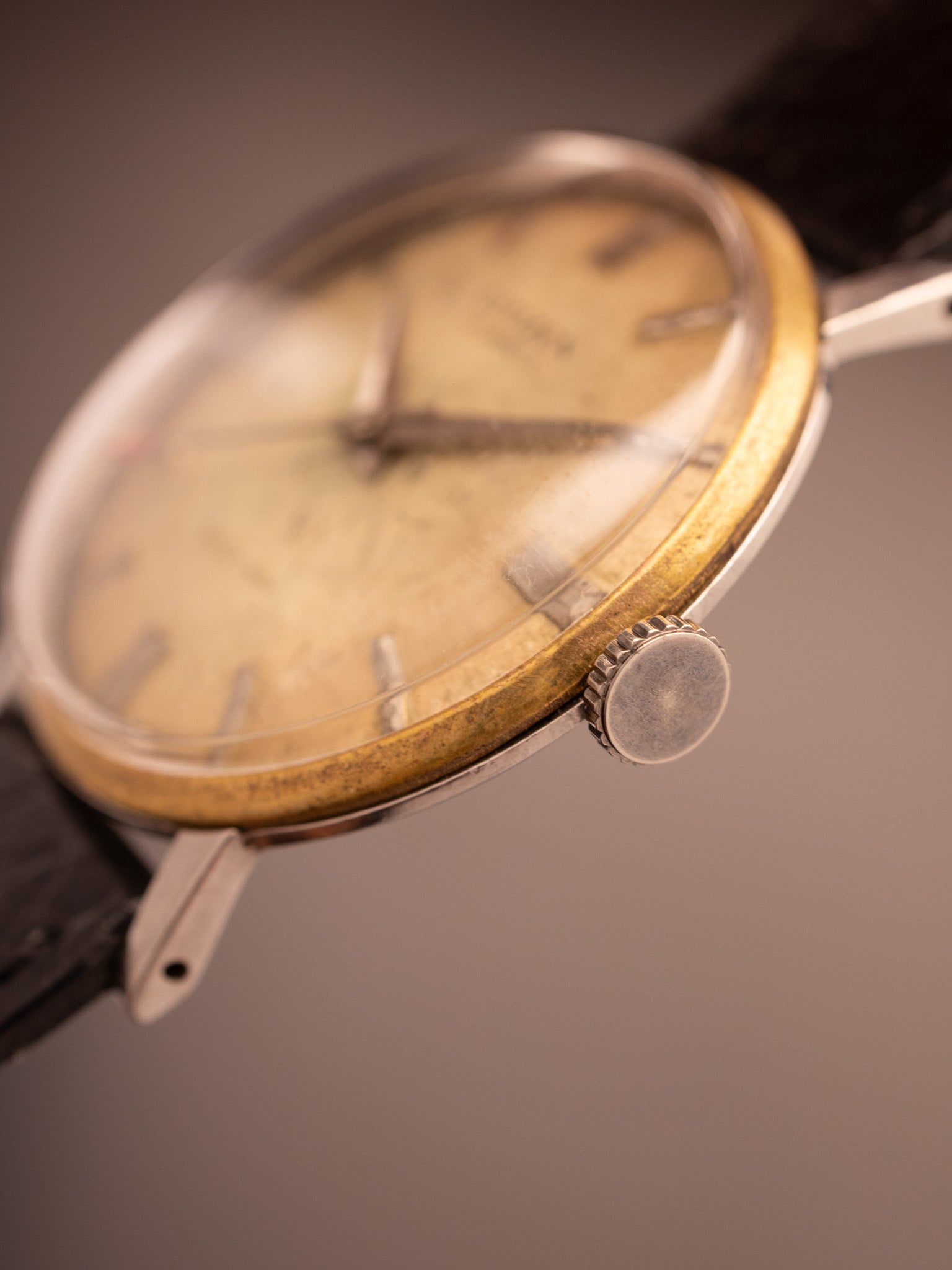 Citizen Thinline 1571 (Ref. 71003774) (35mm; Manual)