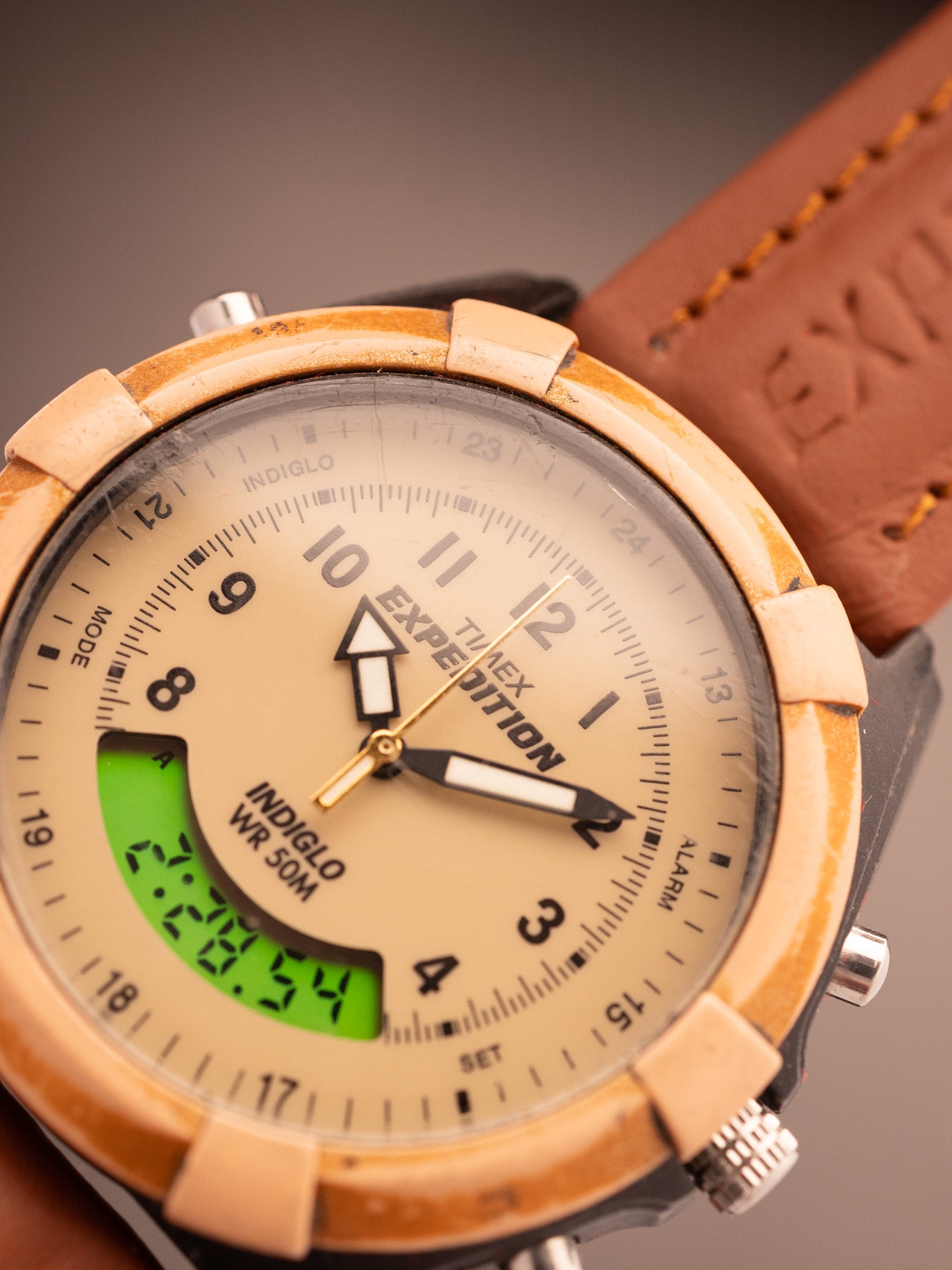 Timex Expedition Indiglo WR 50 M (Ref. CR 2016) (39mm; Quartz)
