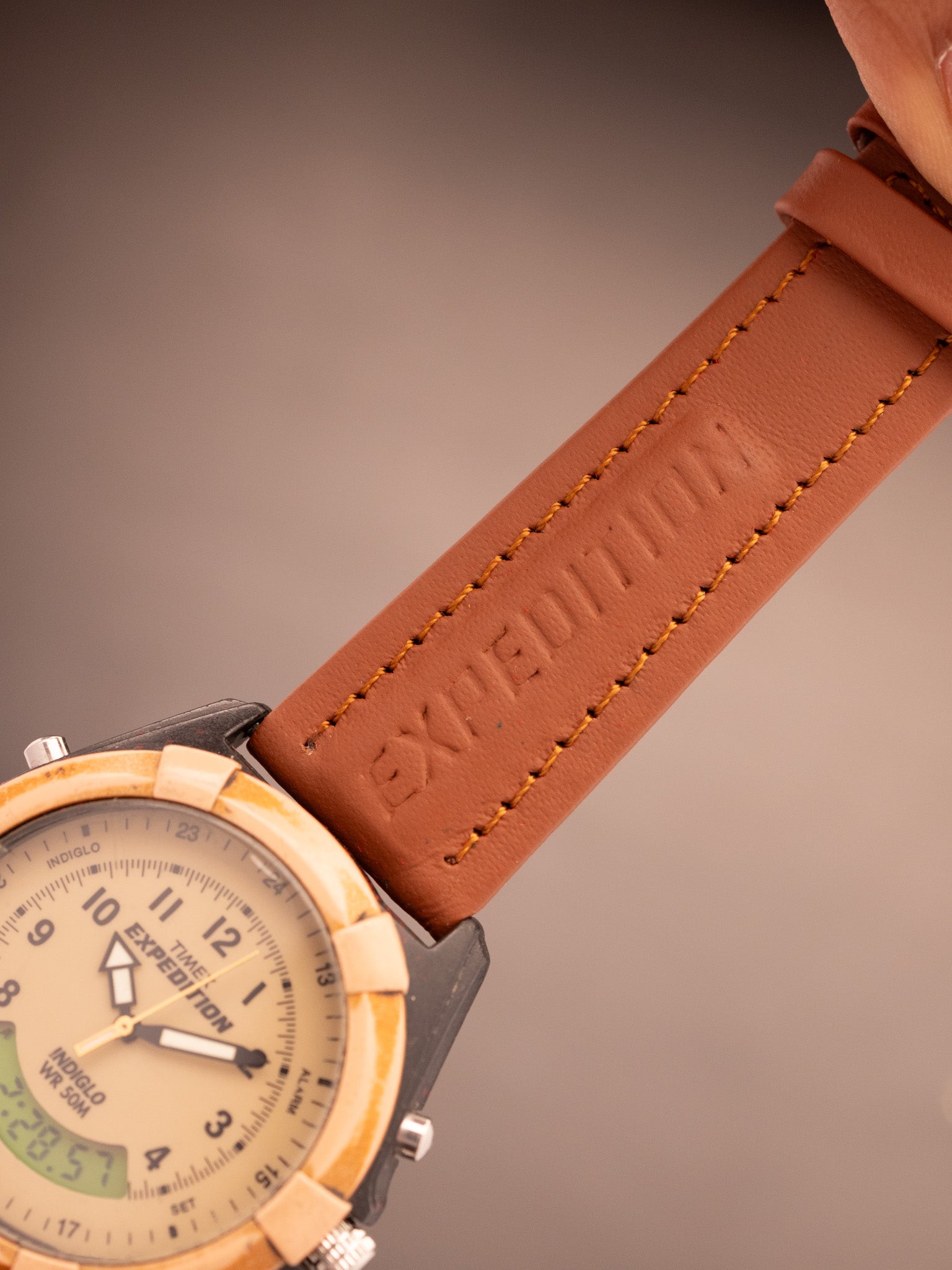Timex Expedition Indiglo WR 50 M (Ref. CR 2016) (39mm; Quartz)