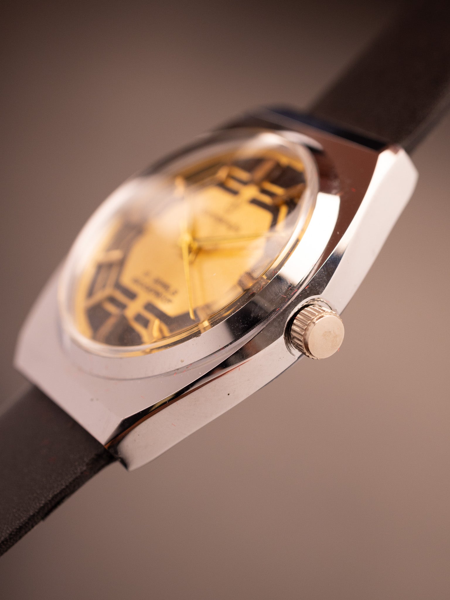 Hegde & Golay Shreeshyla TR02 Gold Black (Ref. 665776) (36mm; Manual)