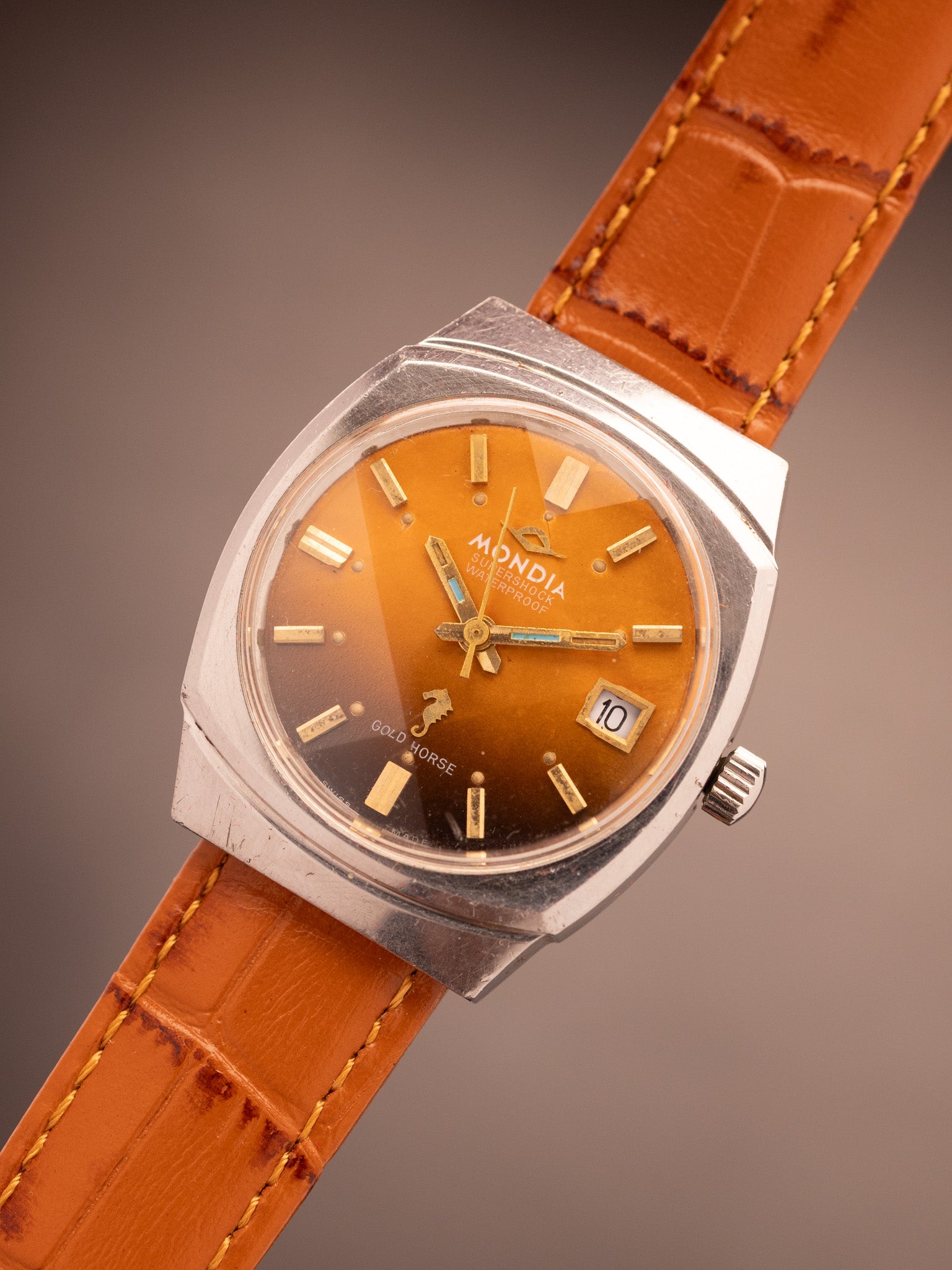 Mondia Golden Horse Super Mint (Ref. 237101) (35mm; Manual)
