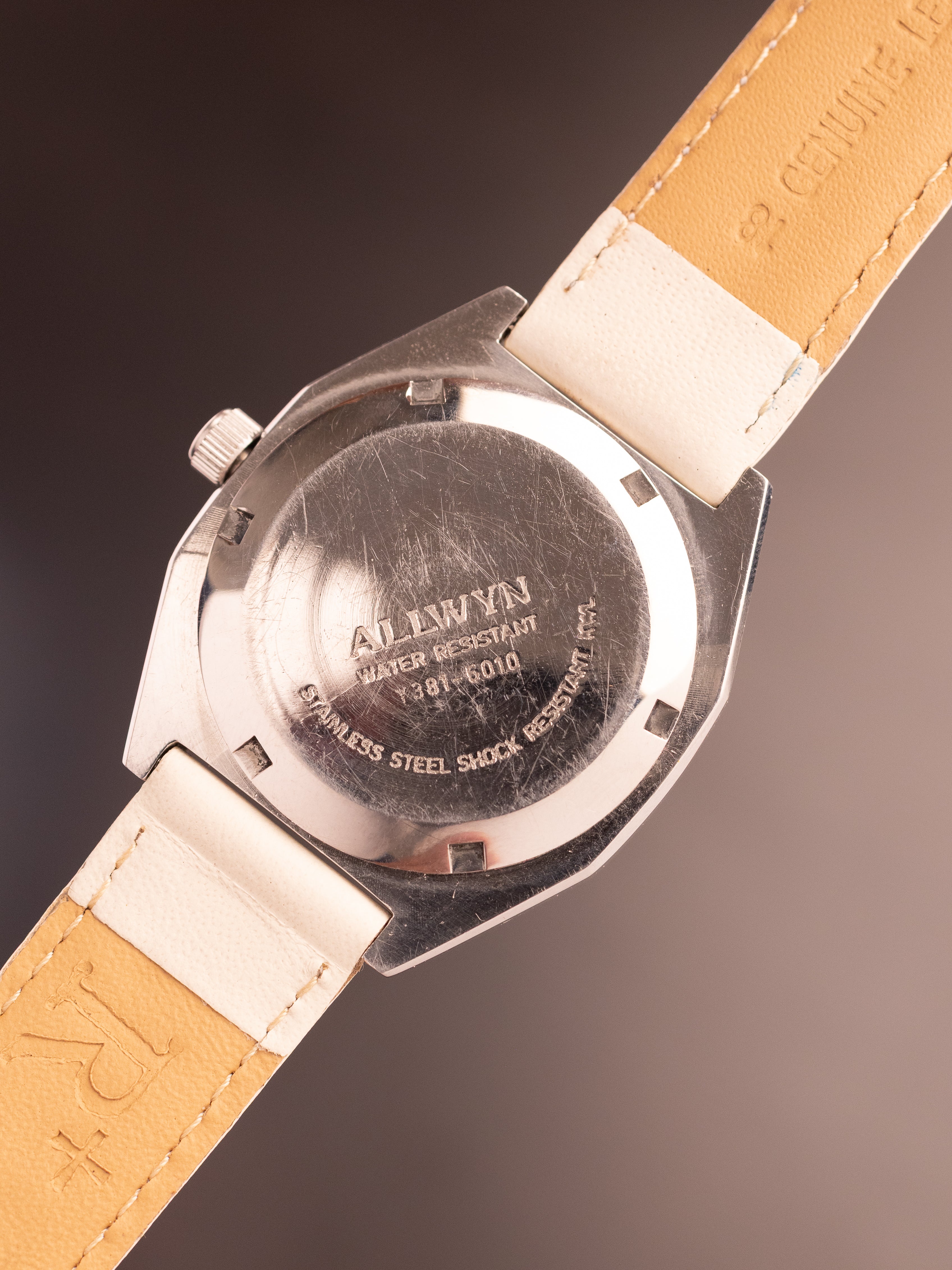 Allwyn (Ref. Y381-5010) (36mm; Manual)