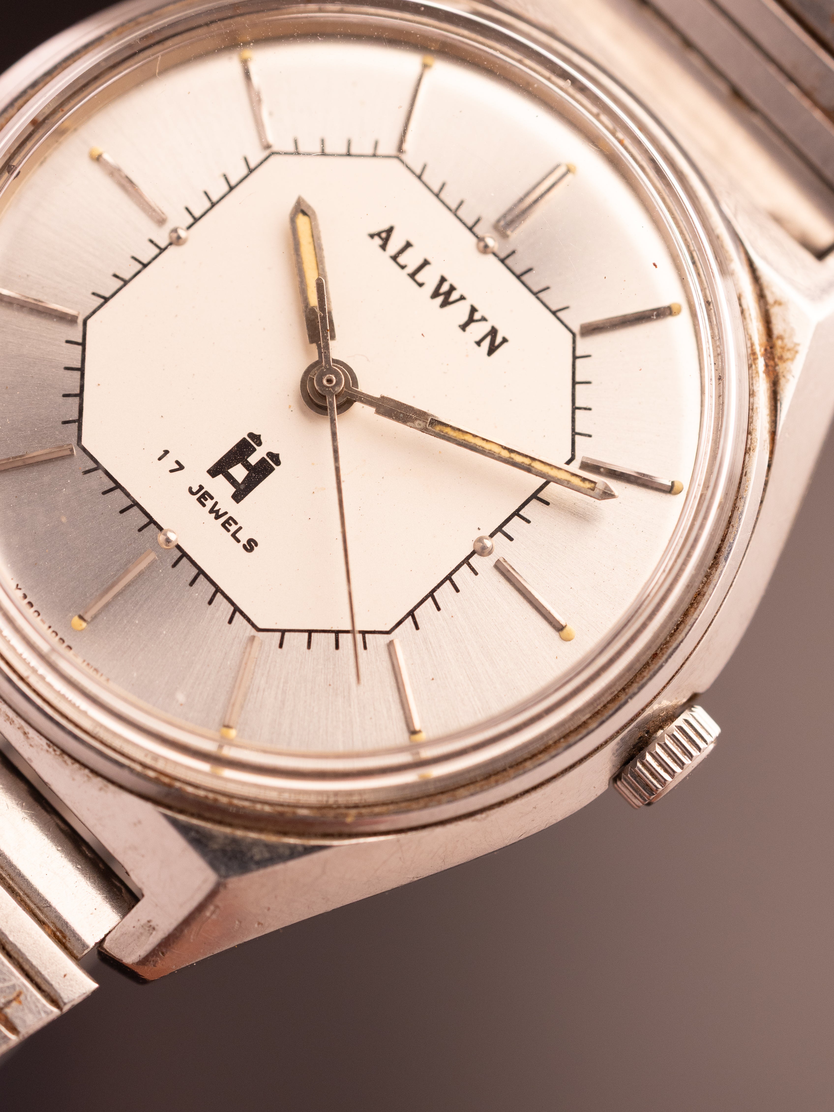 Allwyn (Ref. Y380-8070) (36mm; Manual)
