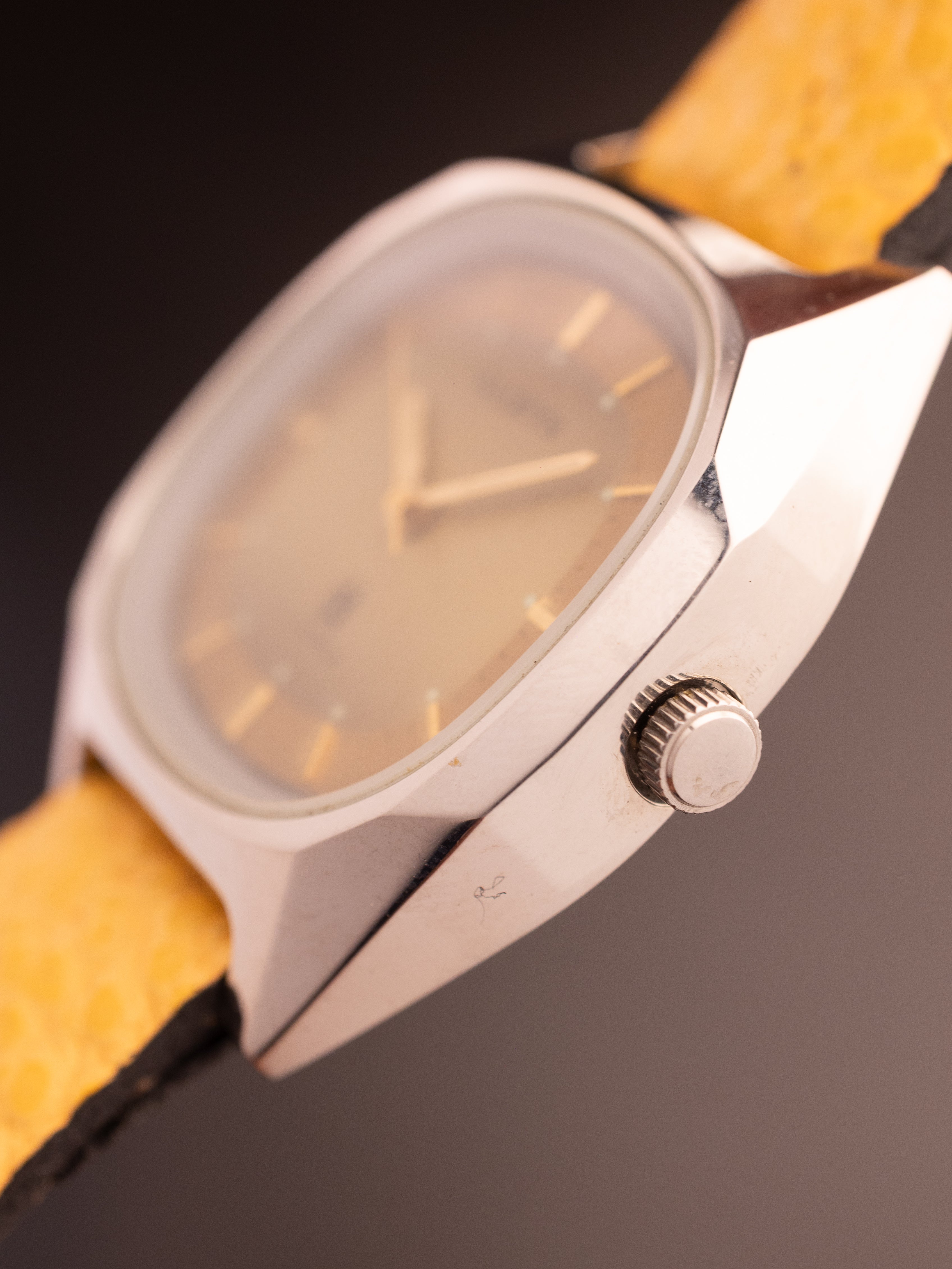 Allwyn (Ref. Y380-5010) (36mm; Manual)