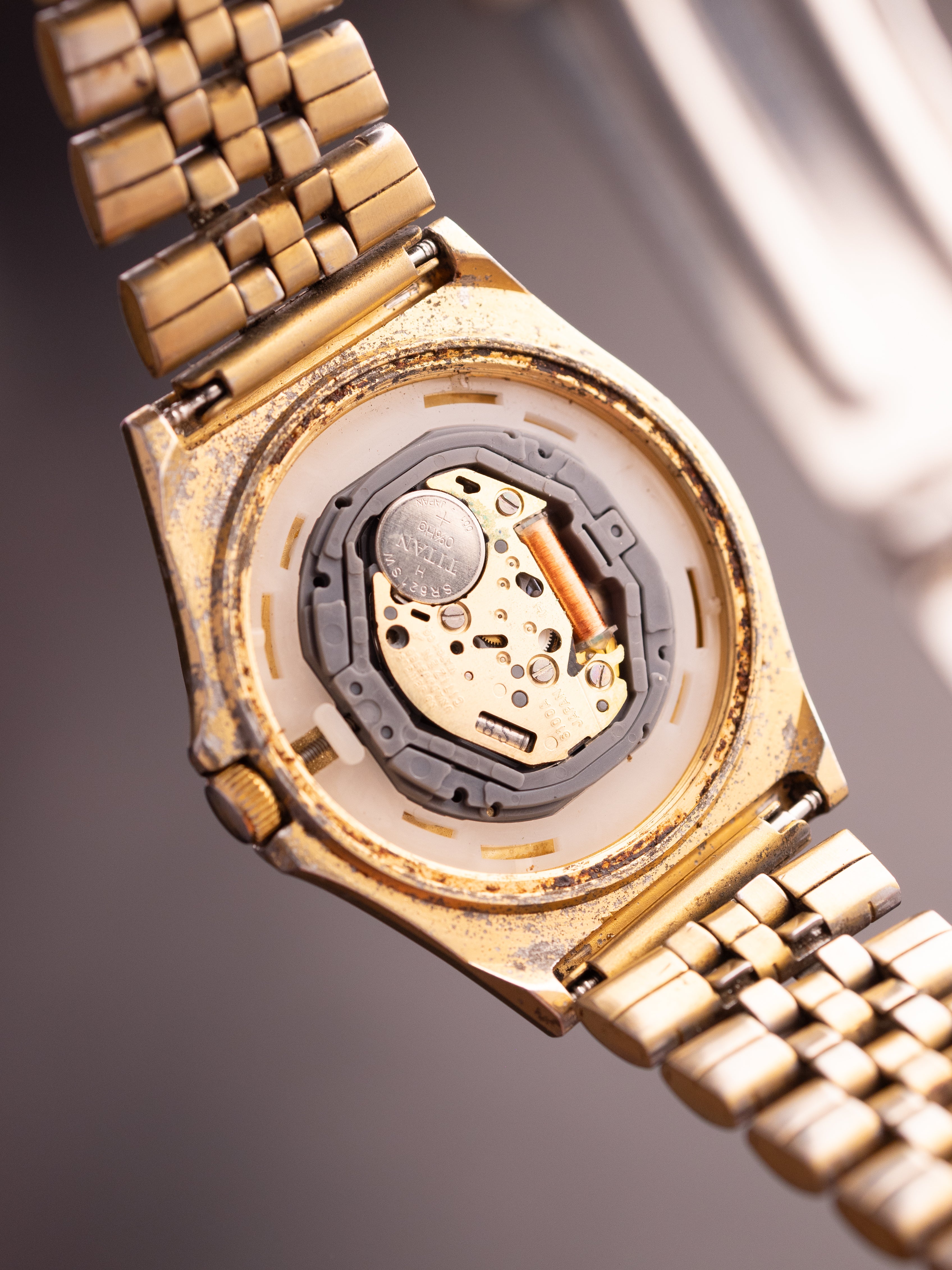 Citizen JDM Gold Kanji Font 80700779 (Ref. 6100-845048 KT) (36mm; Quartz) (Rare)