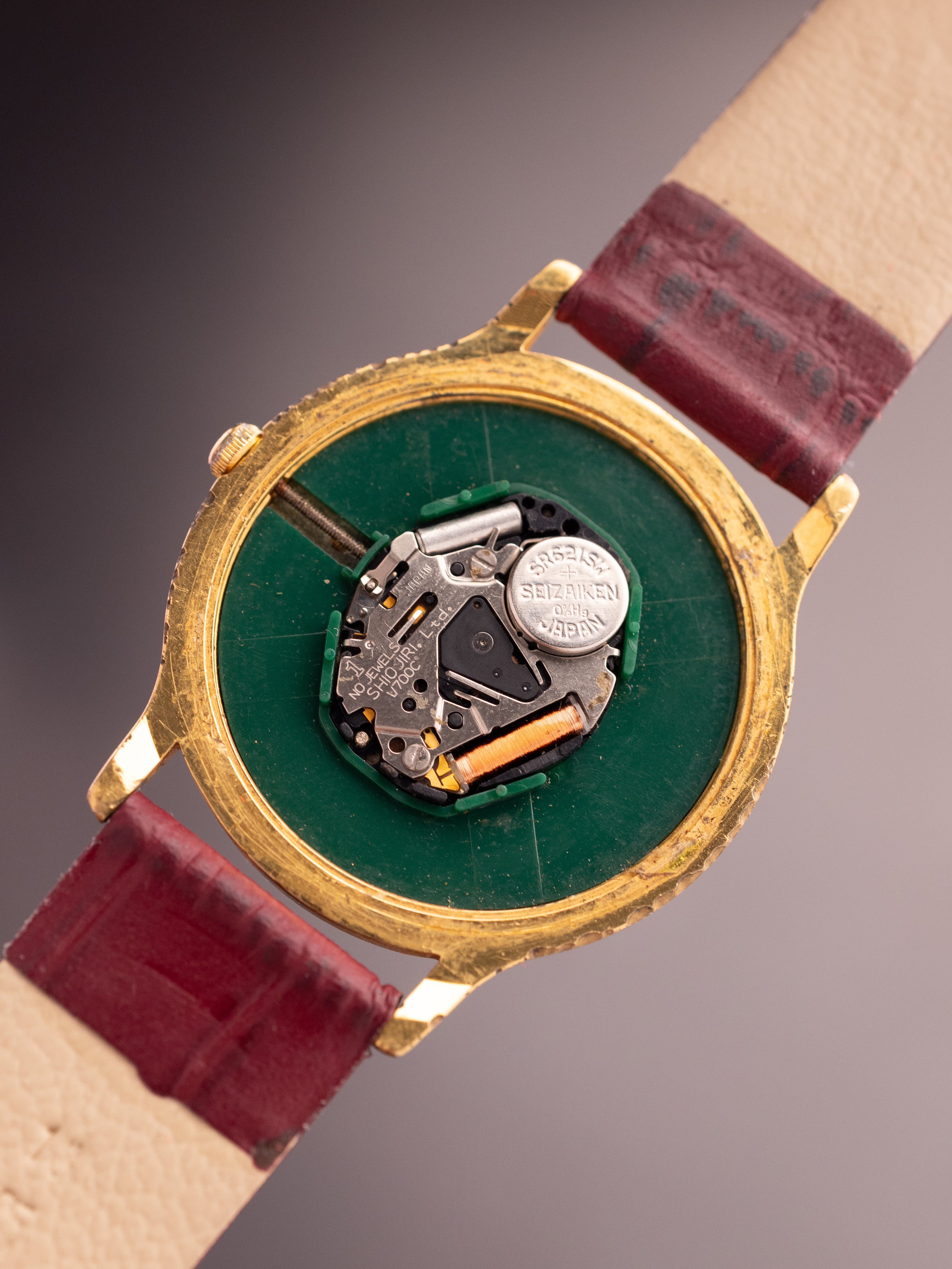 Seiko Chariot 554593 (Ref. V700-8A13) (34mm; Quartz)