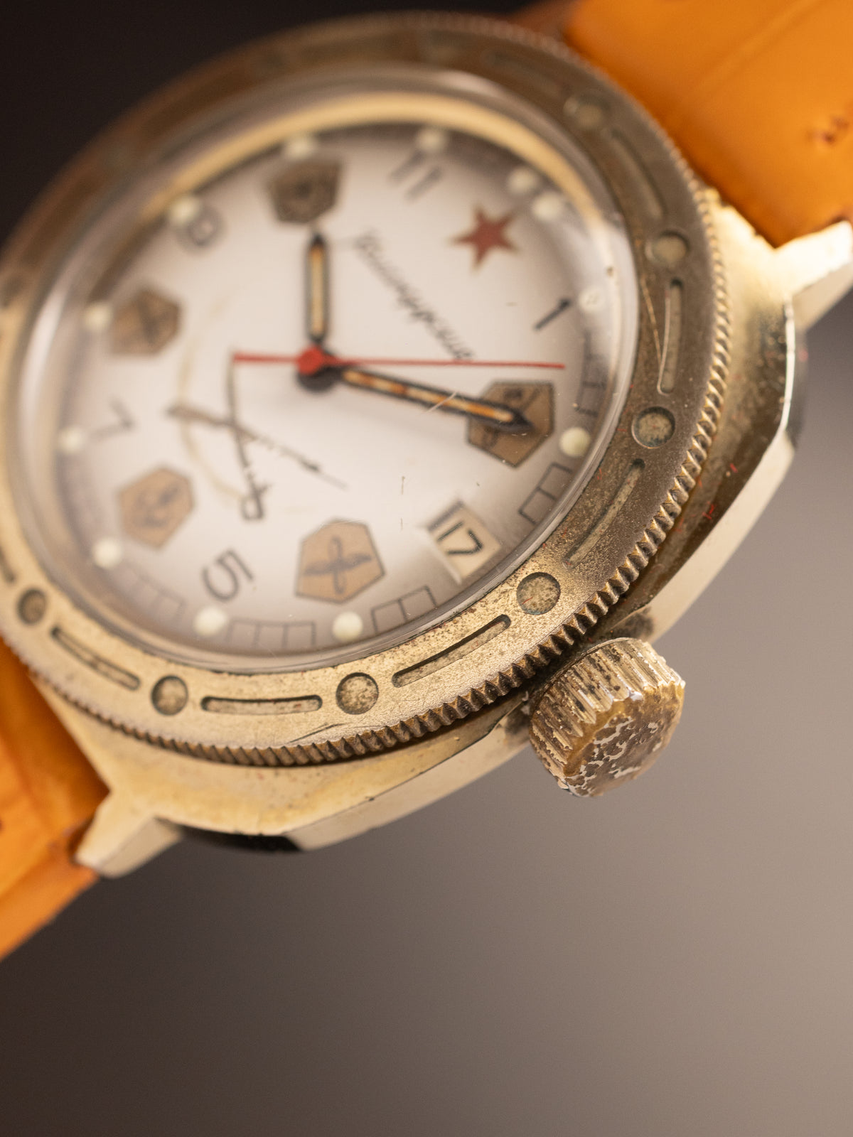Vostok Komandirskie USSR Gold Russian Armed Forces Edition (Ref. Unknown) (39mm; Manual)