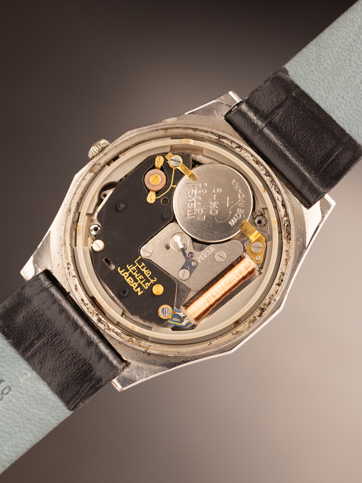 Seiko SQ 150370 (Ref. 7123-8480) (35mm; Quartz)