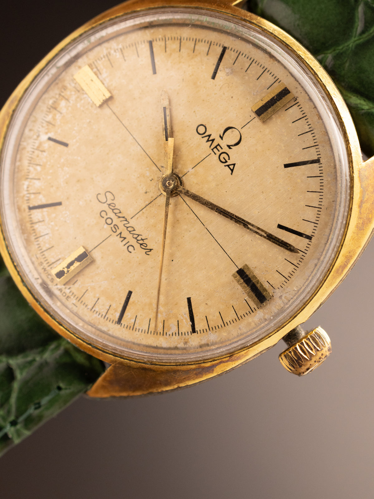 Omega Seamaster Cosmic Crosshair Dial Gold 26146021 Cal.601 (Ref. 135016-tool 105) (33mm; Manual)