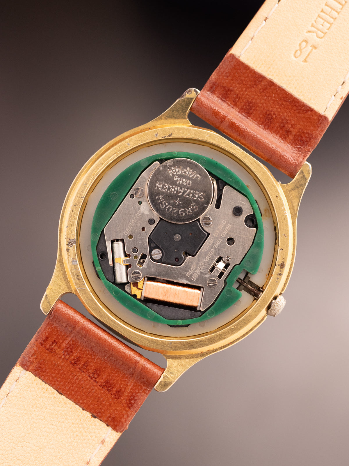 Seiko SQ Gold 810832 (Ref. 5Y23-7030 A4) (34mm; Quartz)