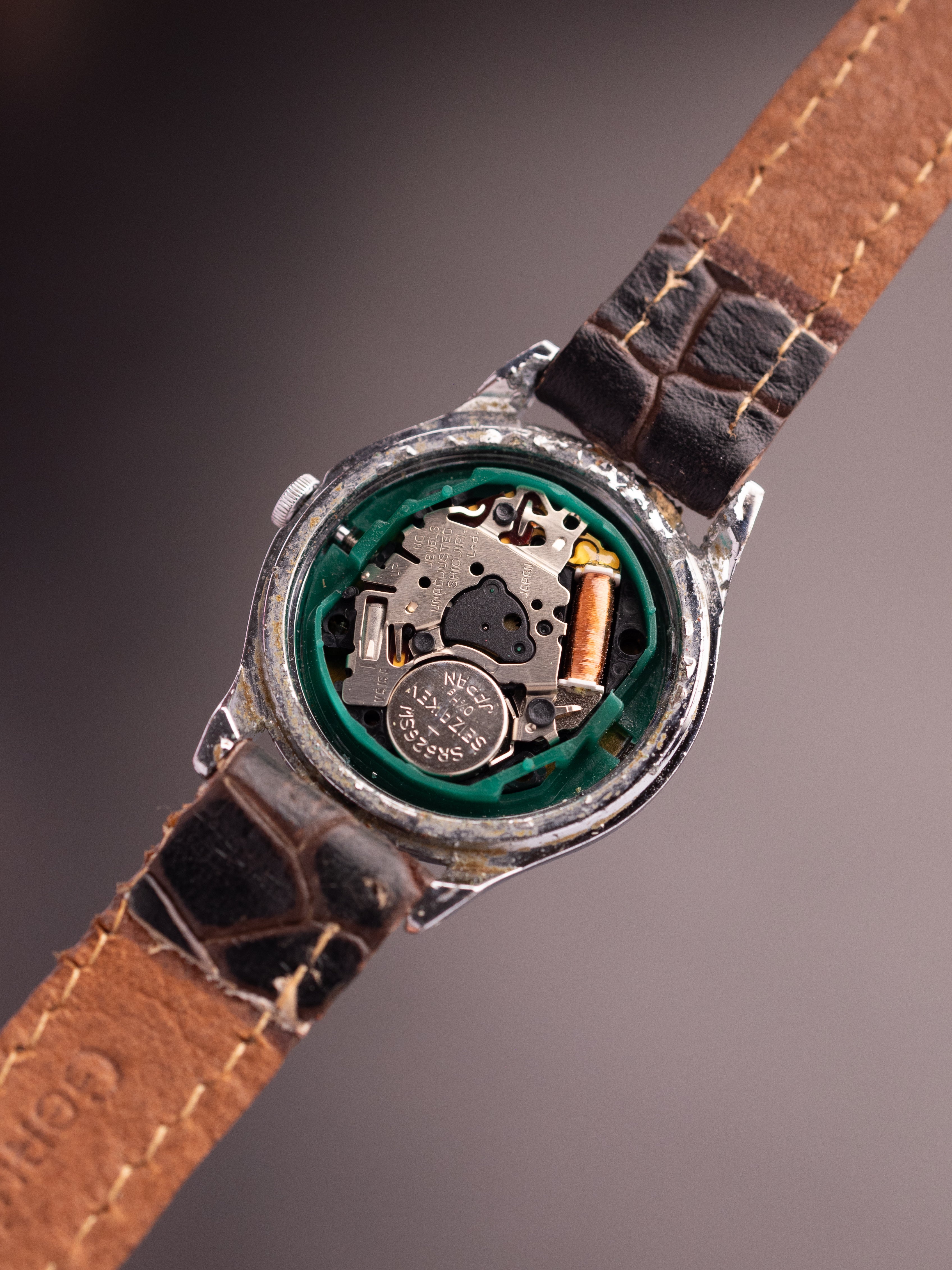 Seiko Mickey Mouse (Ref. V515-6080 A1) (26mm; Quartz)