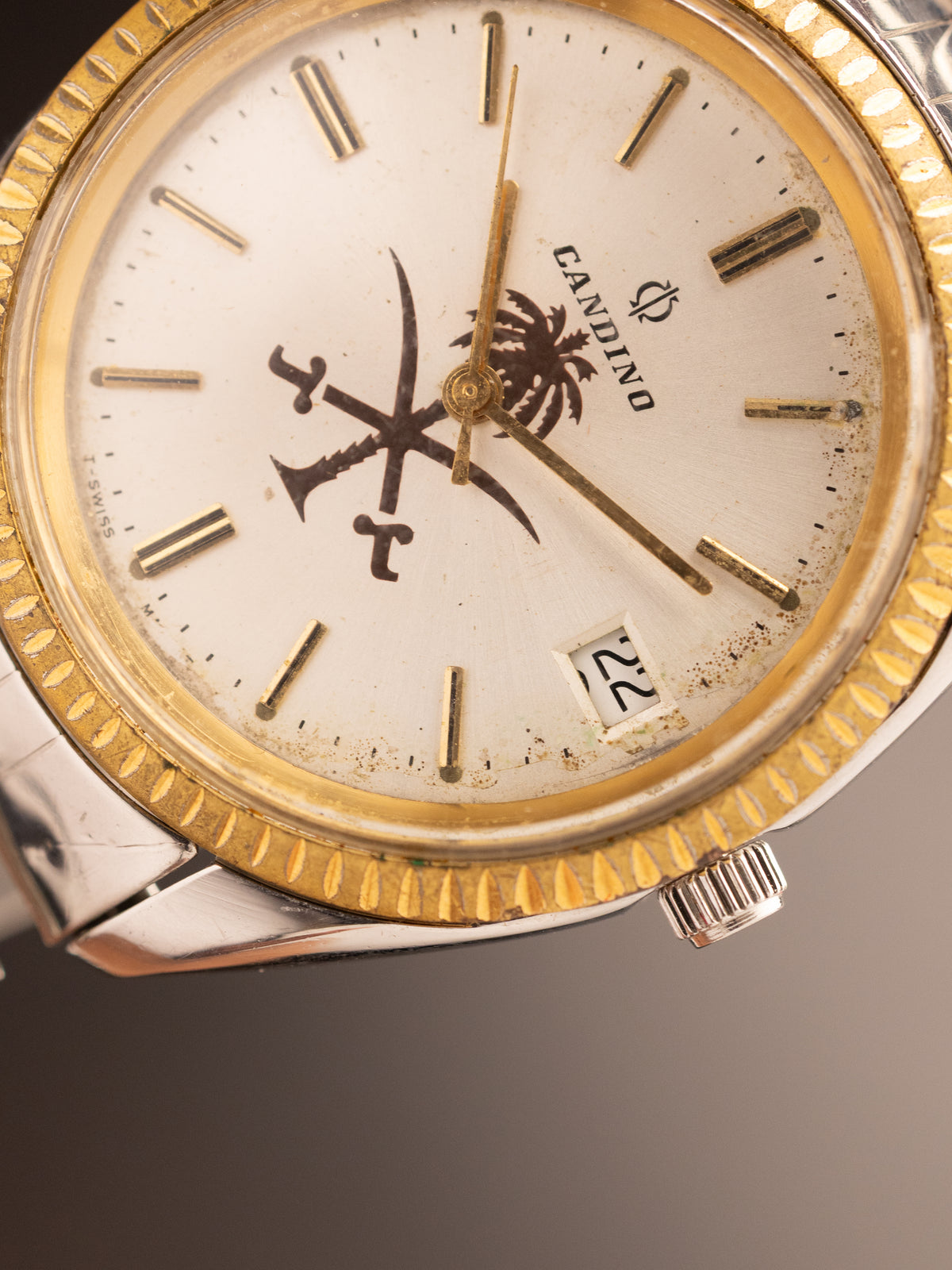 Candino King of Saudi Arabia Logo (Ref. 1.045.0.0.30) (35mm; Quartz)